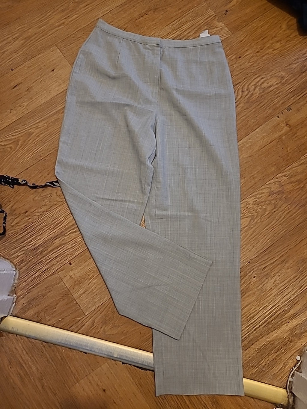 Ladies Marks And Spencer Size 14 Medium Black/Beige Check Lightweight Trousers