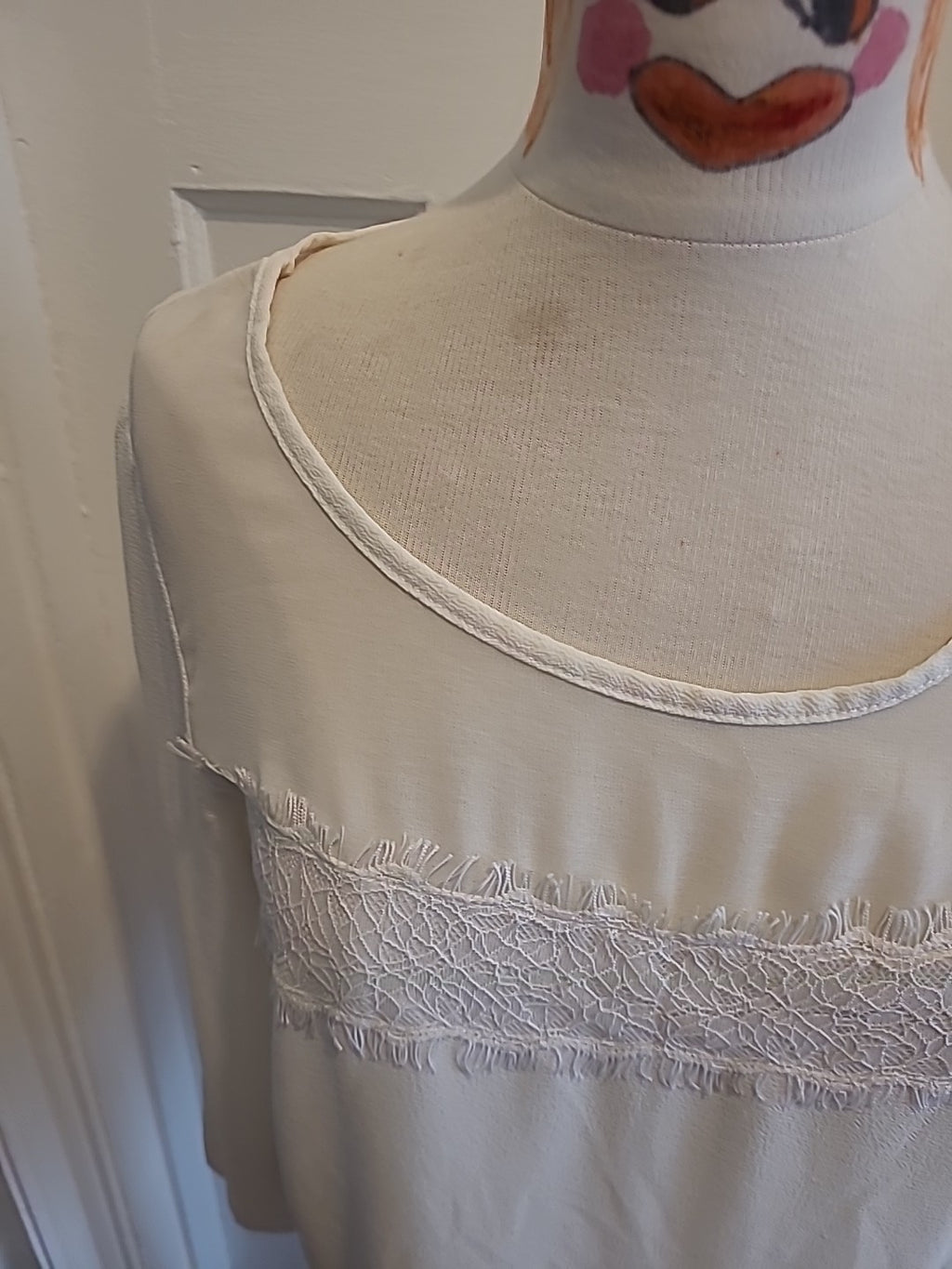 Ladies Afibel Size 14 White Long Sleeved Detailed Blouse