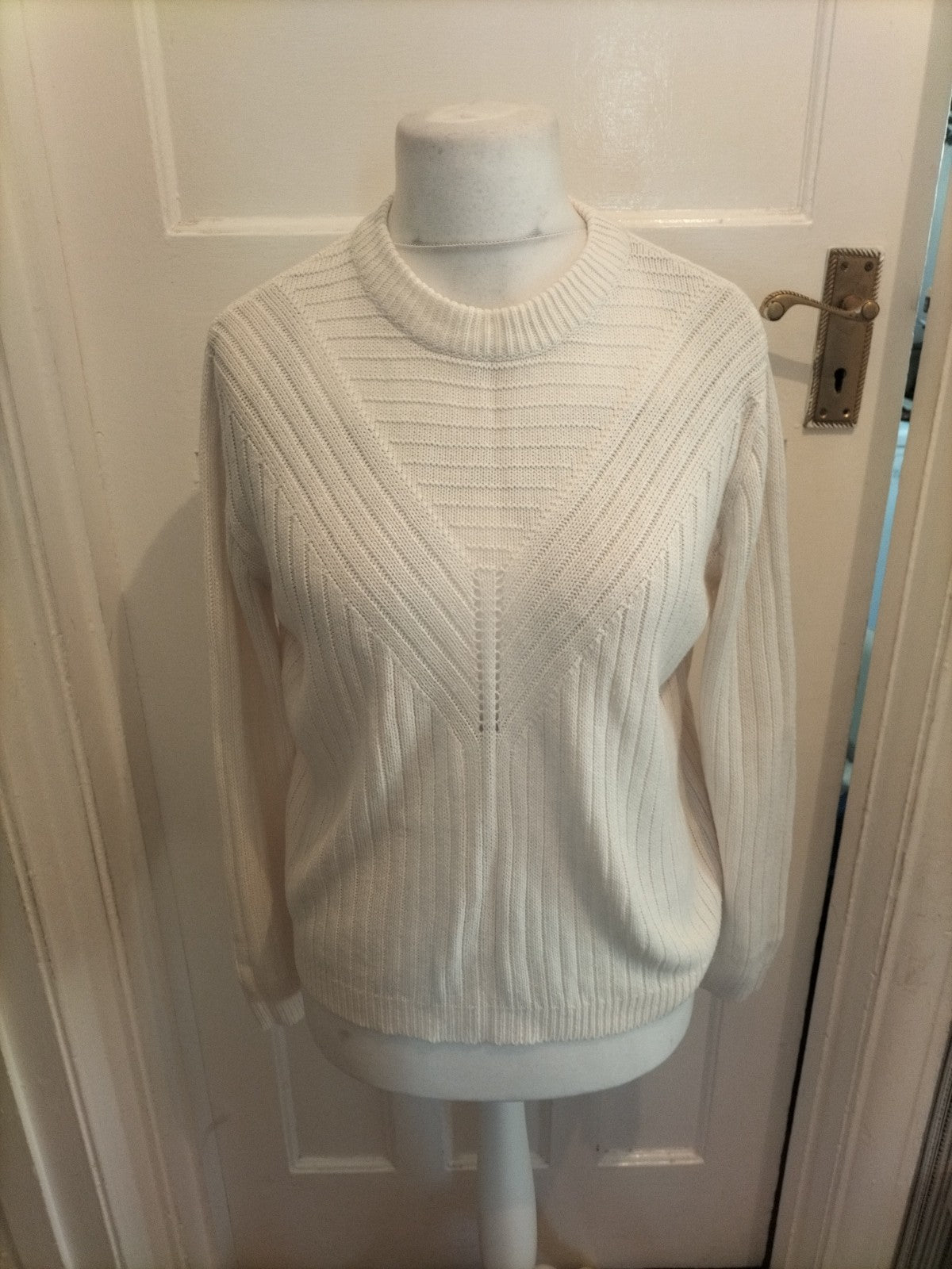 Ladies B.Young Size Medium White Knit Jumper