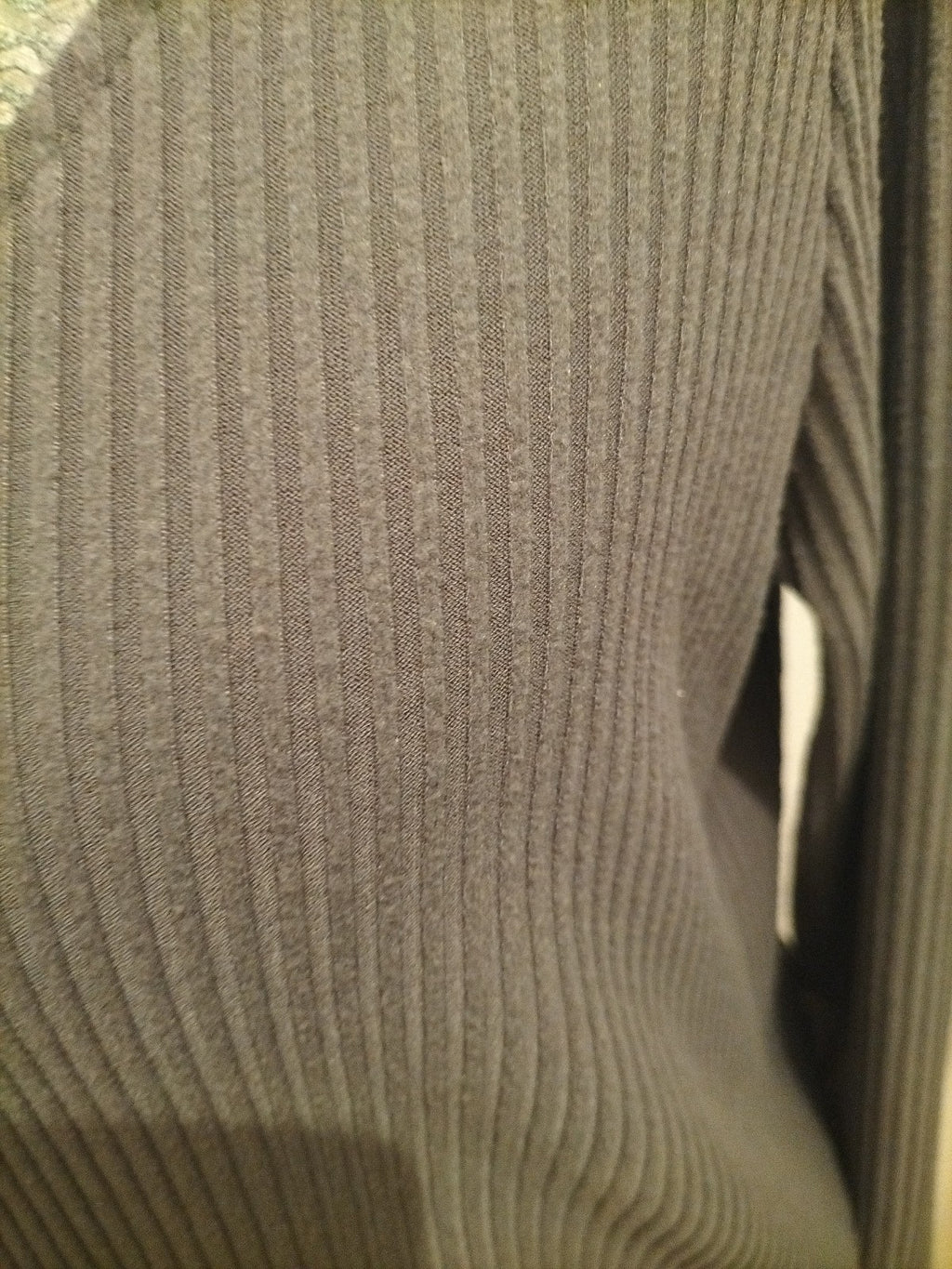 Ladies Size M Grey Ribbed Fray Hem Detail Long Sleeved T-shirt