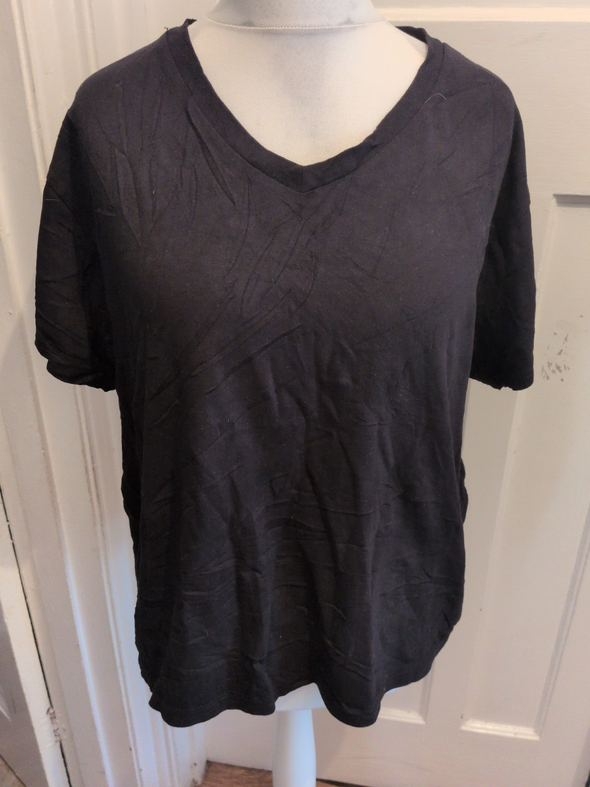 Boohoo 18 Black V Neck T-shirt Short Sleeve