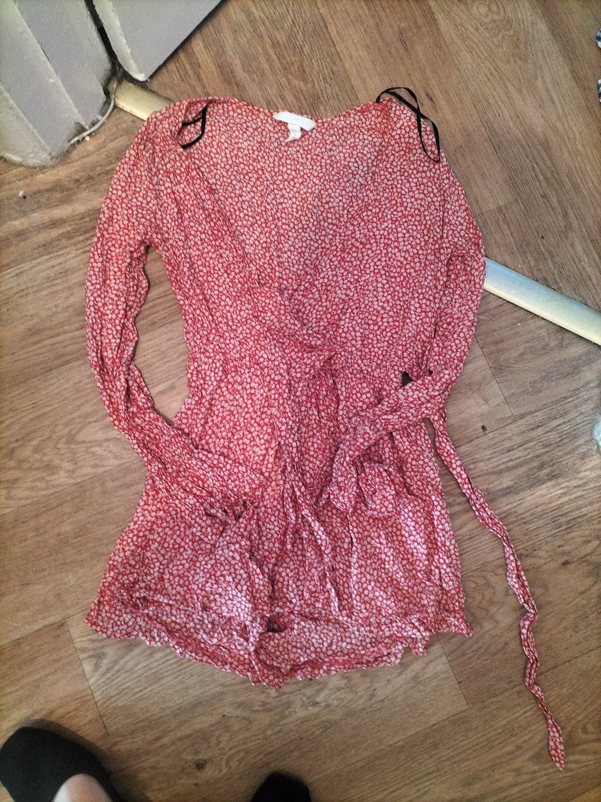 H&M 10 Red And White Daisy V Neck Low Cut Jumpsuit
