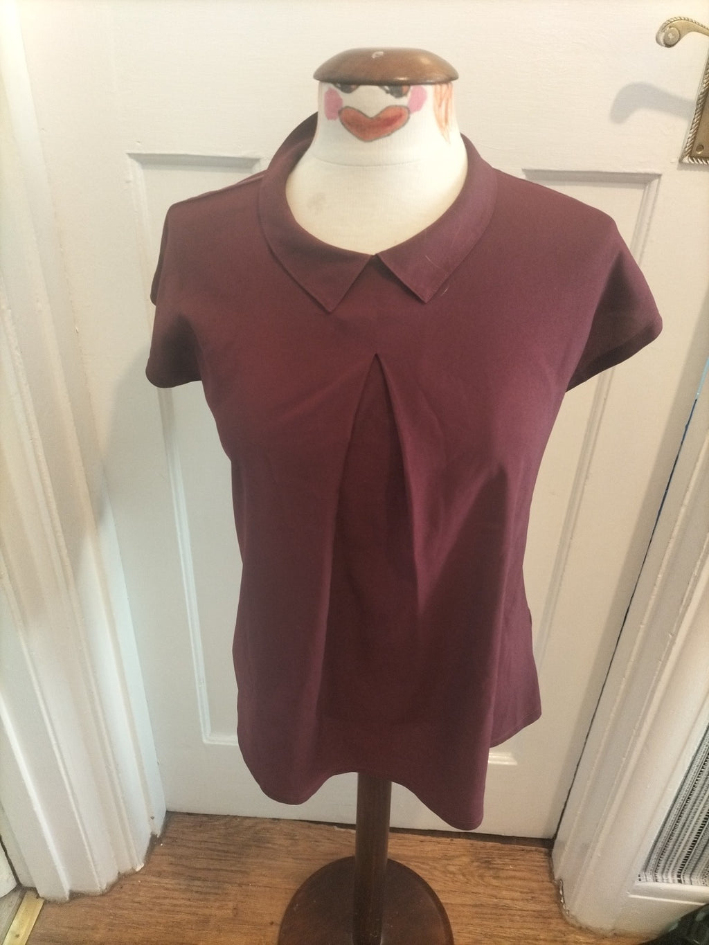 Ladies French Connection Size Medium Deep Purple Short Sleeve Blouse