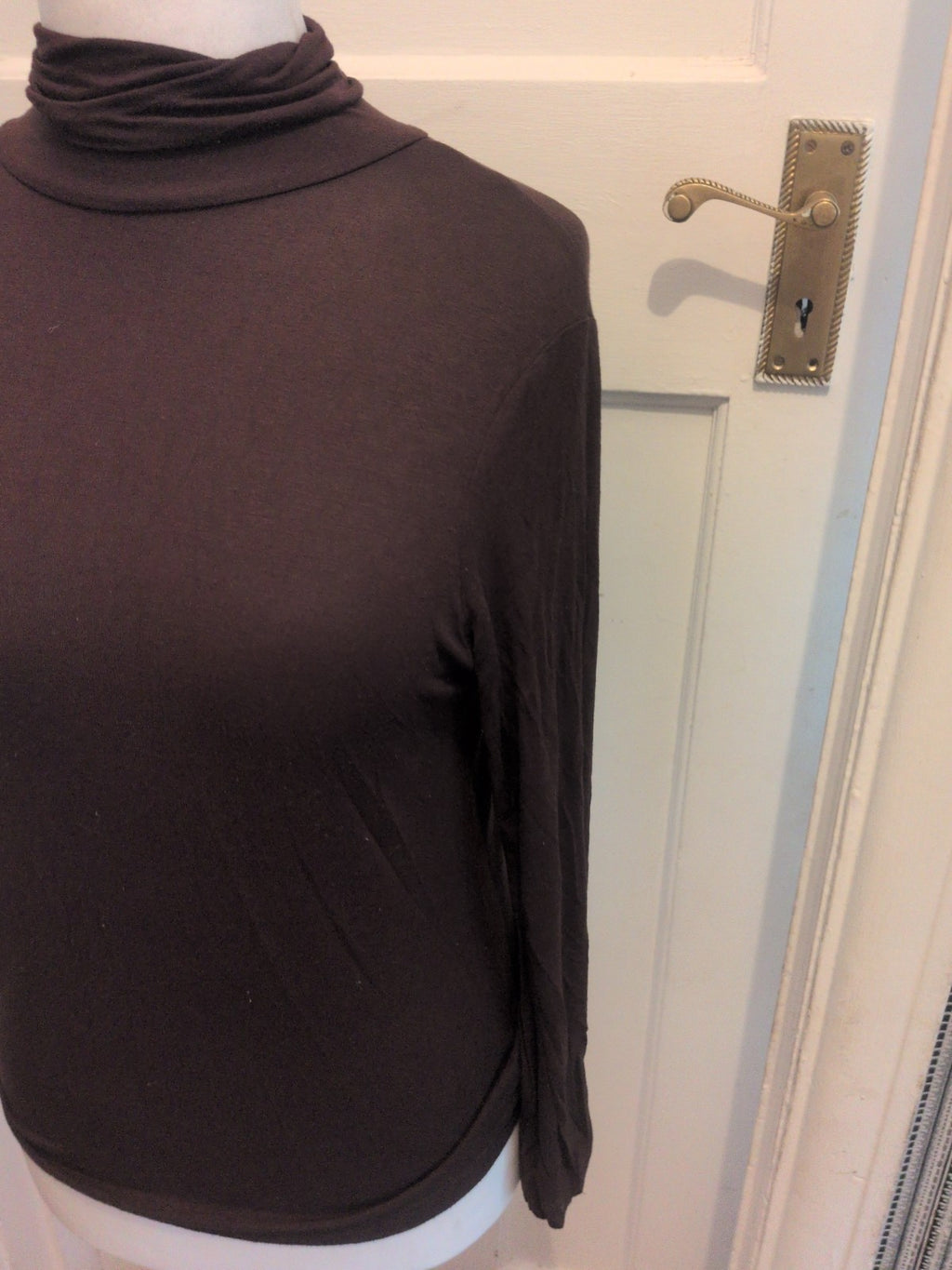 Ladies Tu Choc Brown High Neck Long Sleeved Top Size 14 Free Delivery