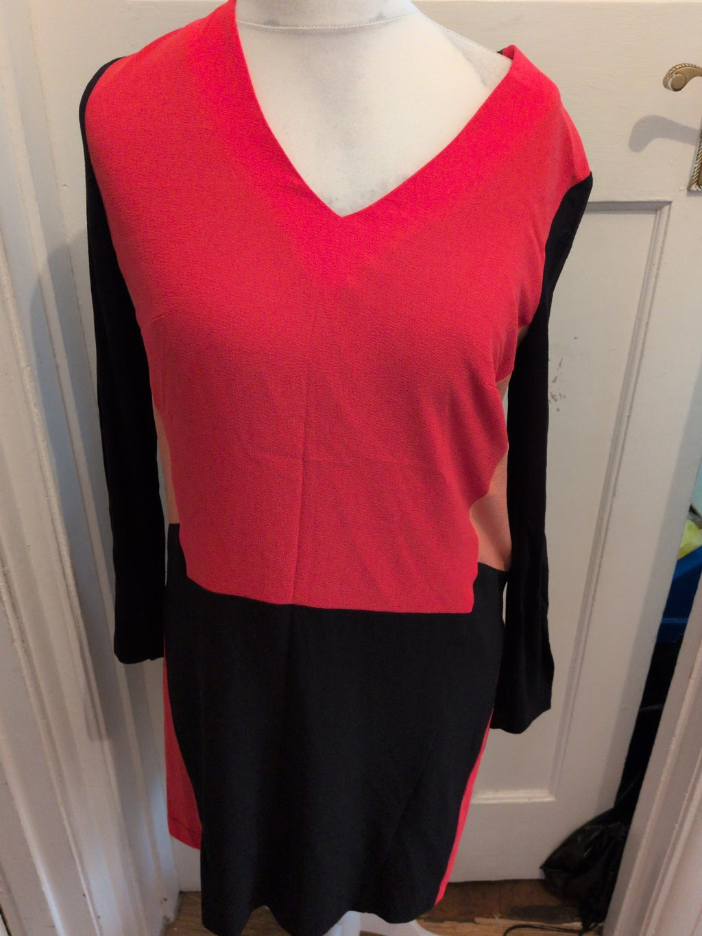 Miss Captain Trend EU 42 Coral And Black Long Sleeve Dress