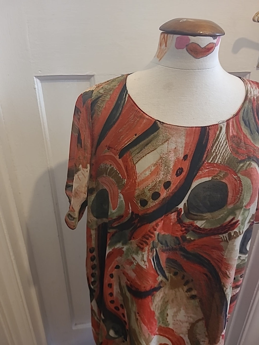 Ladies Exceptional Size S/M Multi Floral Short Sleeved Blouse