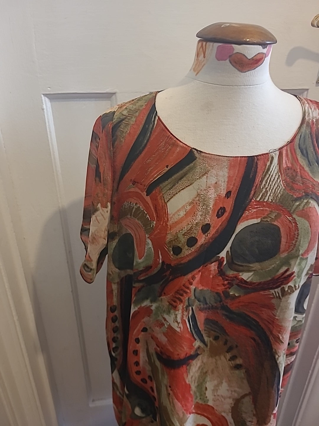 Ladies Exceptional Size S/M Multi Floral Short Sleeved Blouse