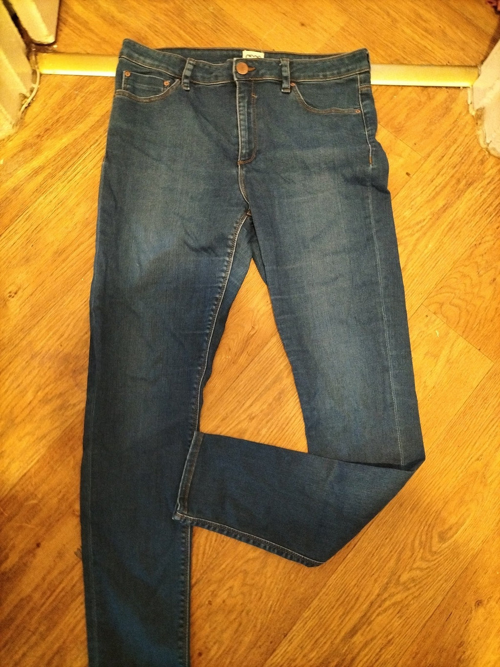 Ladies Asos Size 32x33 Denim Jeans Soft