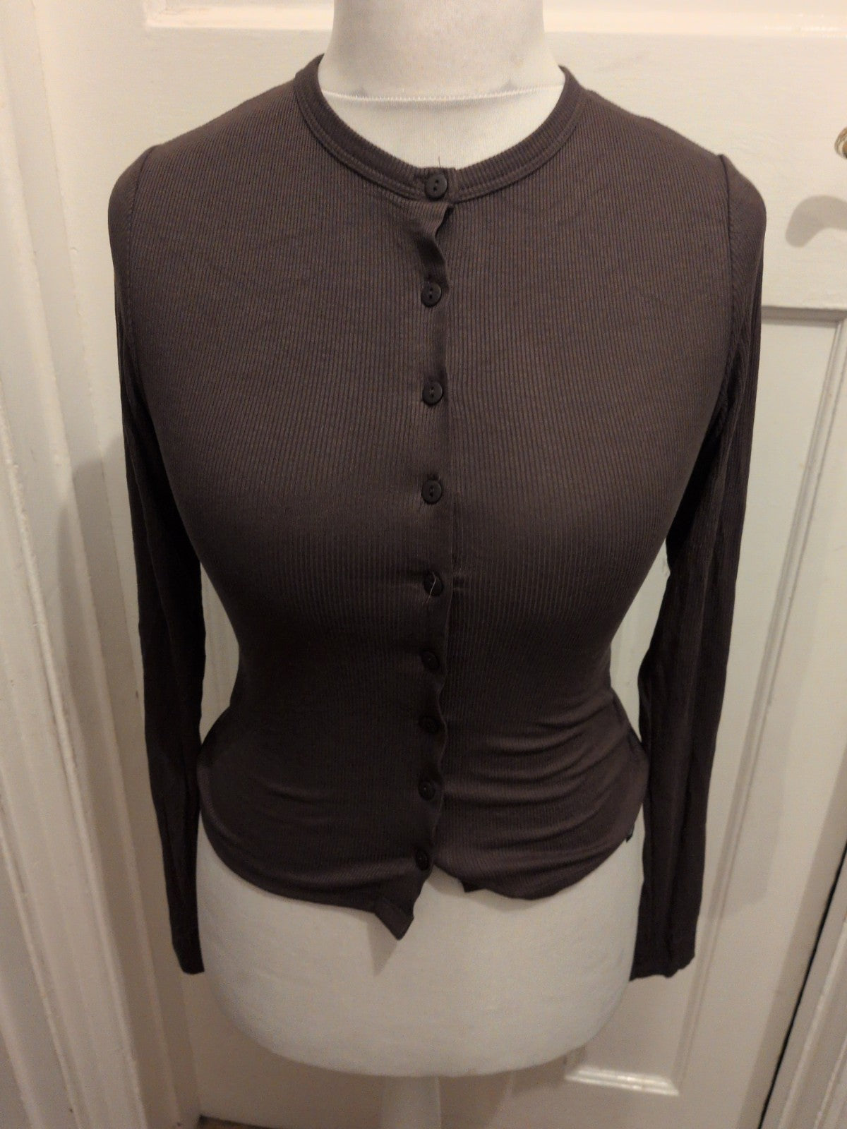 Prettylittlething 10 Dark Khaki Long Sleeve Buttoned Top