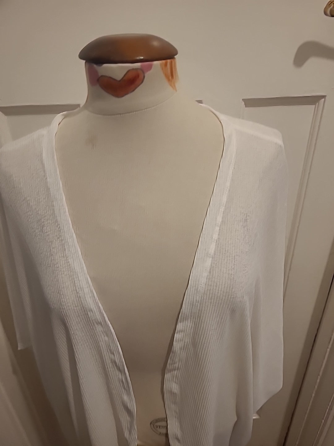 Ladies Emery Rose Size 5XL White Short Sleeved Longline Blouse