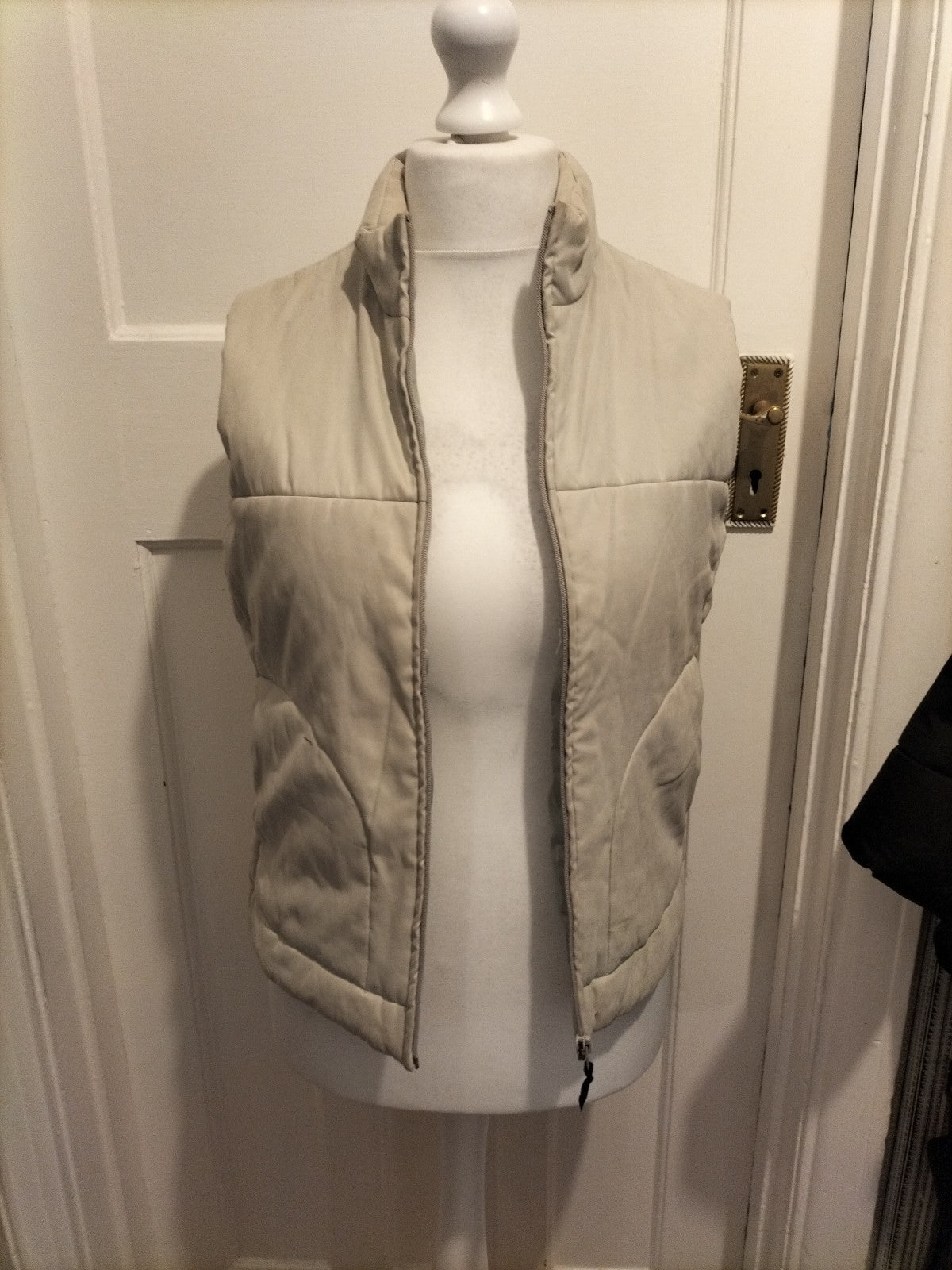 Ladies Dorothy Perkins Size 12 Stone Sleeveless Jacket