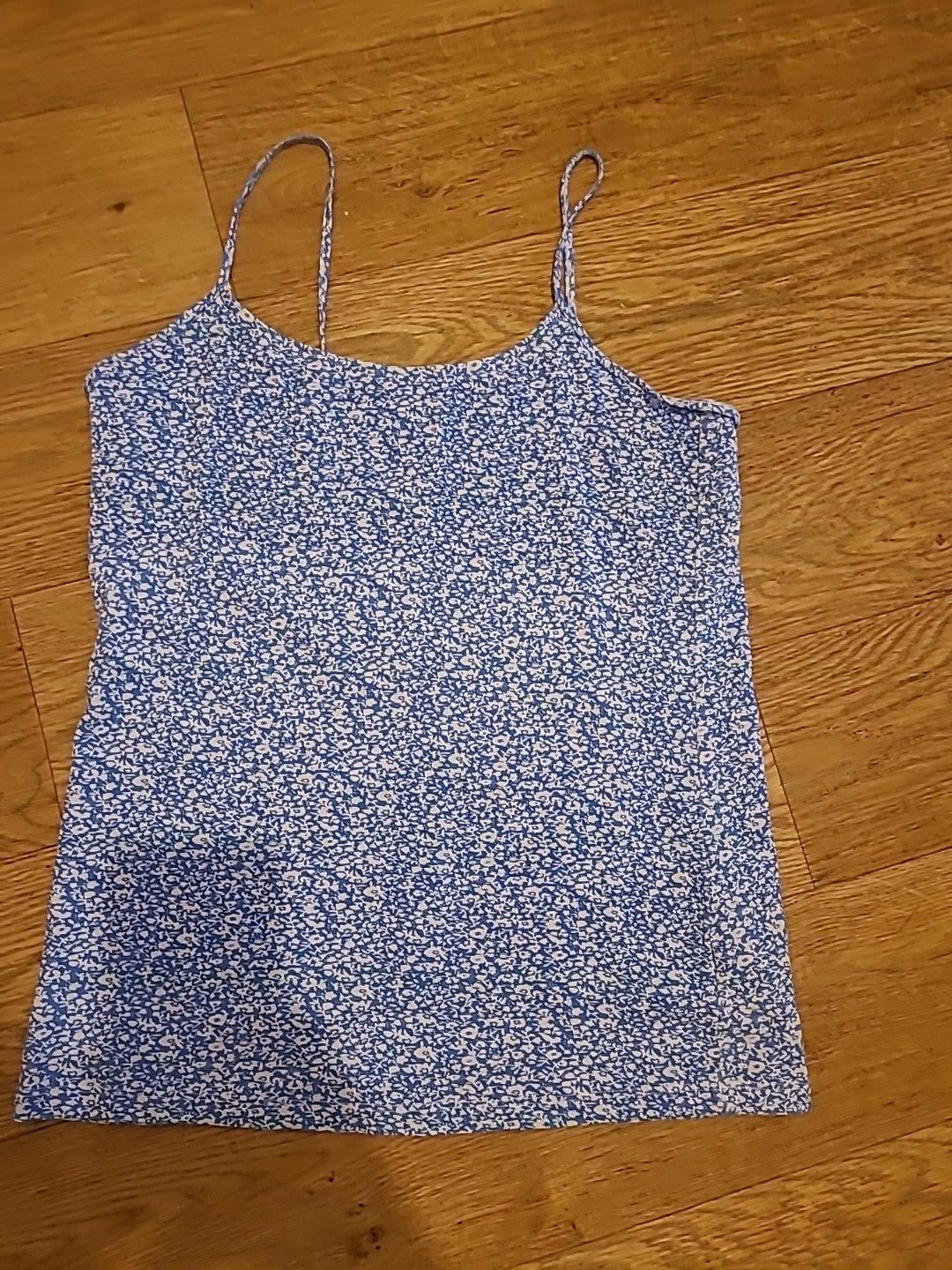 Ladies Basics By Peacocks Size 14 Blue/White Sleeveless Top