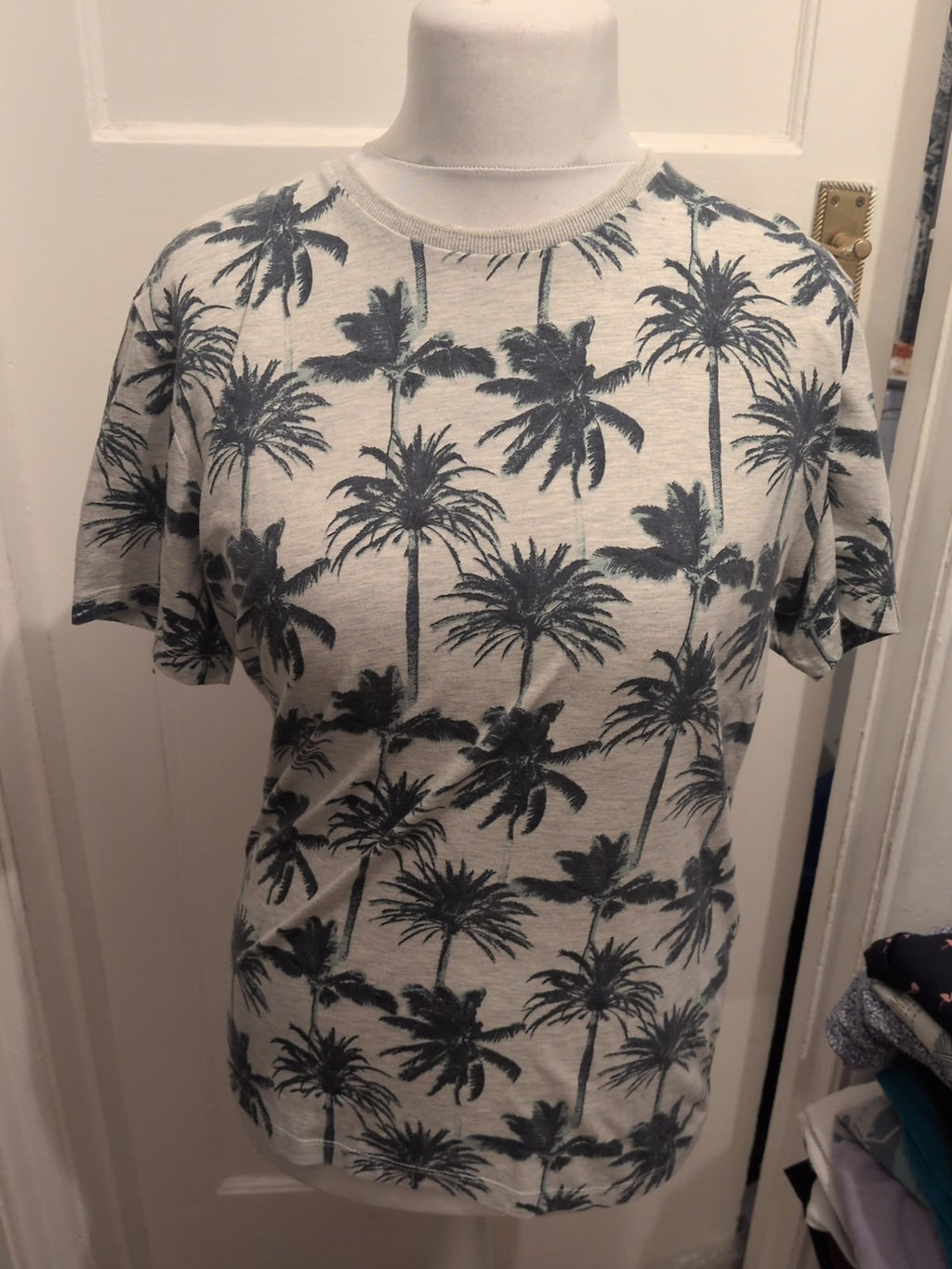 Red Herring Medium Palm Tree Short Sleeve T-shirt