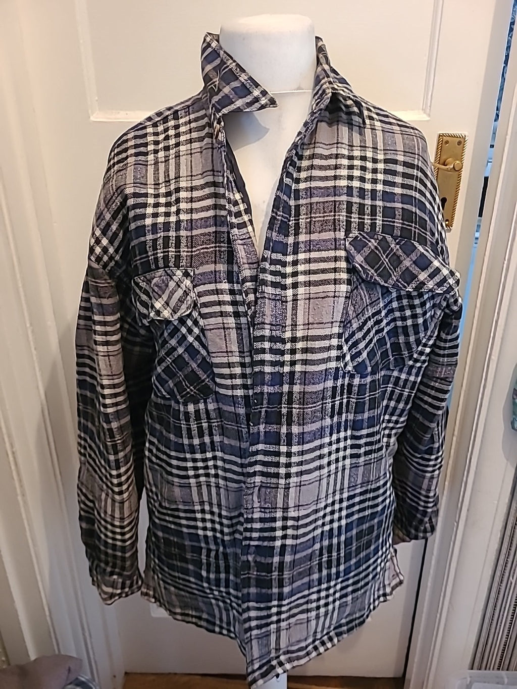 Mens Canadian Spirits Size L Check Lined Shirt