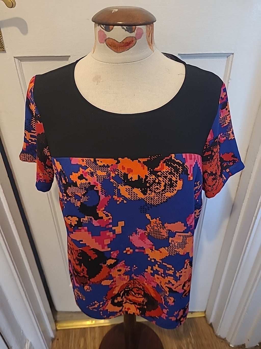 Ladies Marks And Spencer Size 14 Blue Red Black Short Sleeved Tshirt