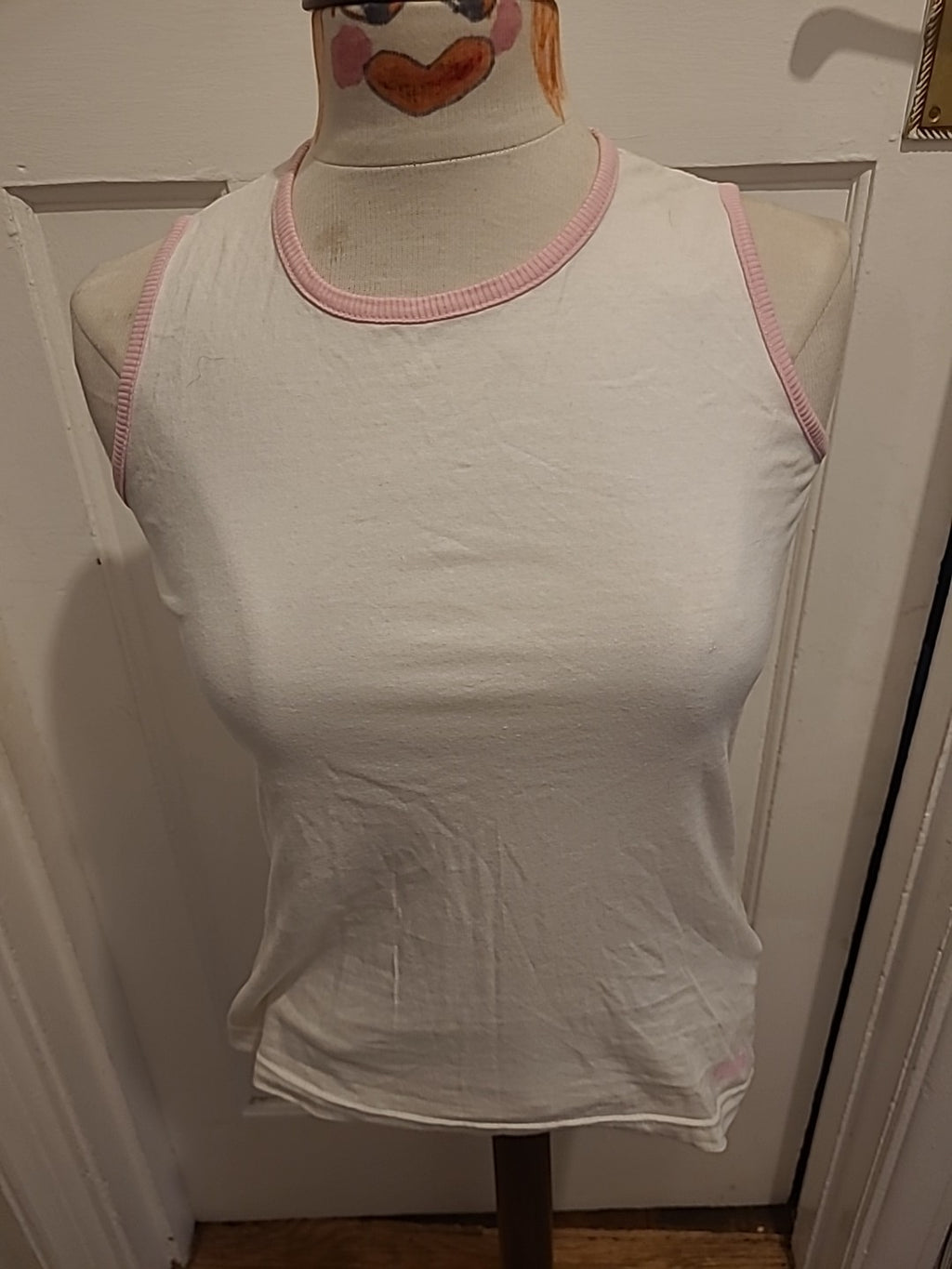Ladies Giani Feroti Size Small White With Pink Trim Sleeveless Vest Tank Top