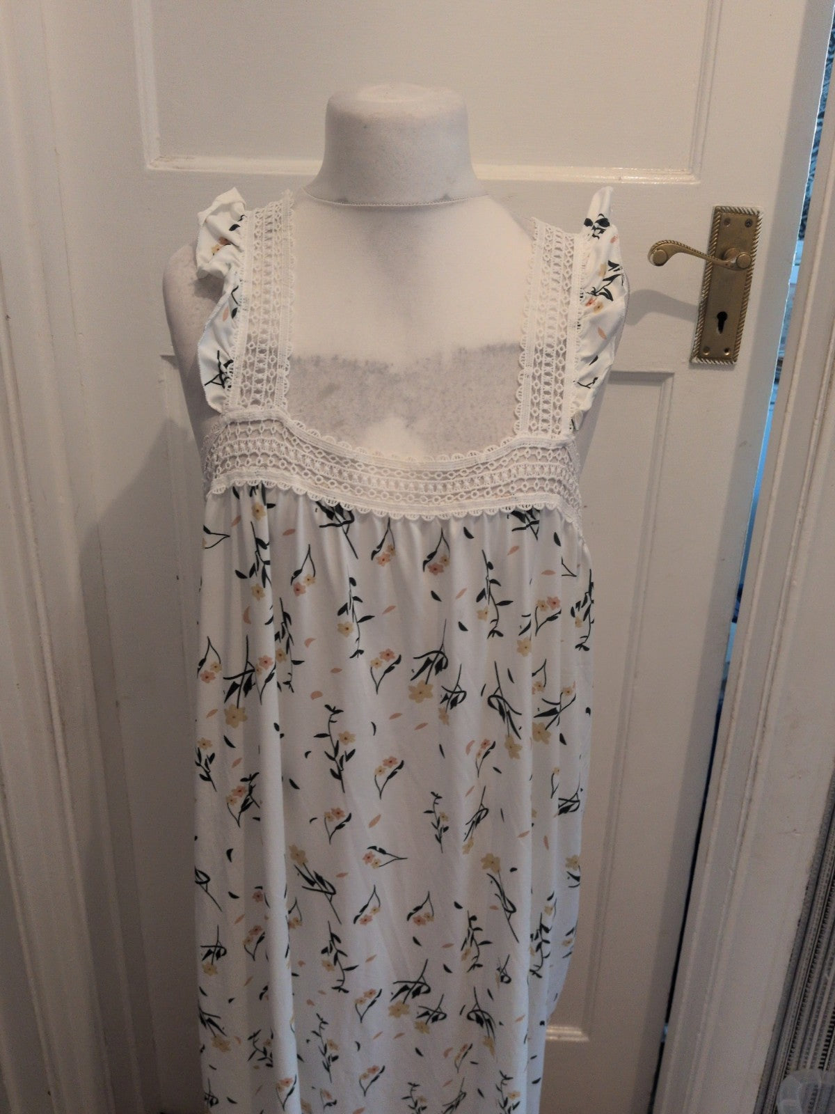 3XL White Green And Yellow Floral Sleeveless Midi-Long Dress