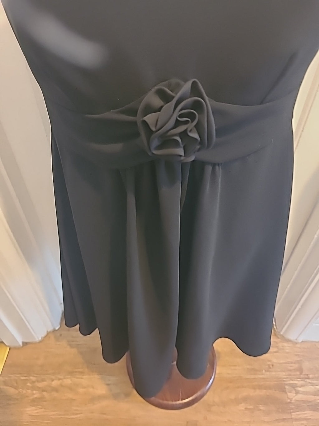Ladies Ethel Austin Size 10 Black Sleeveless Pretty Dress Short