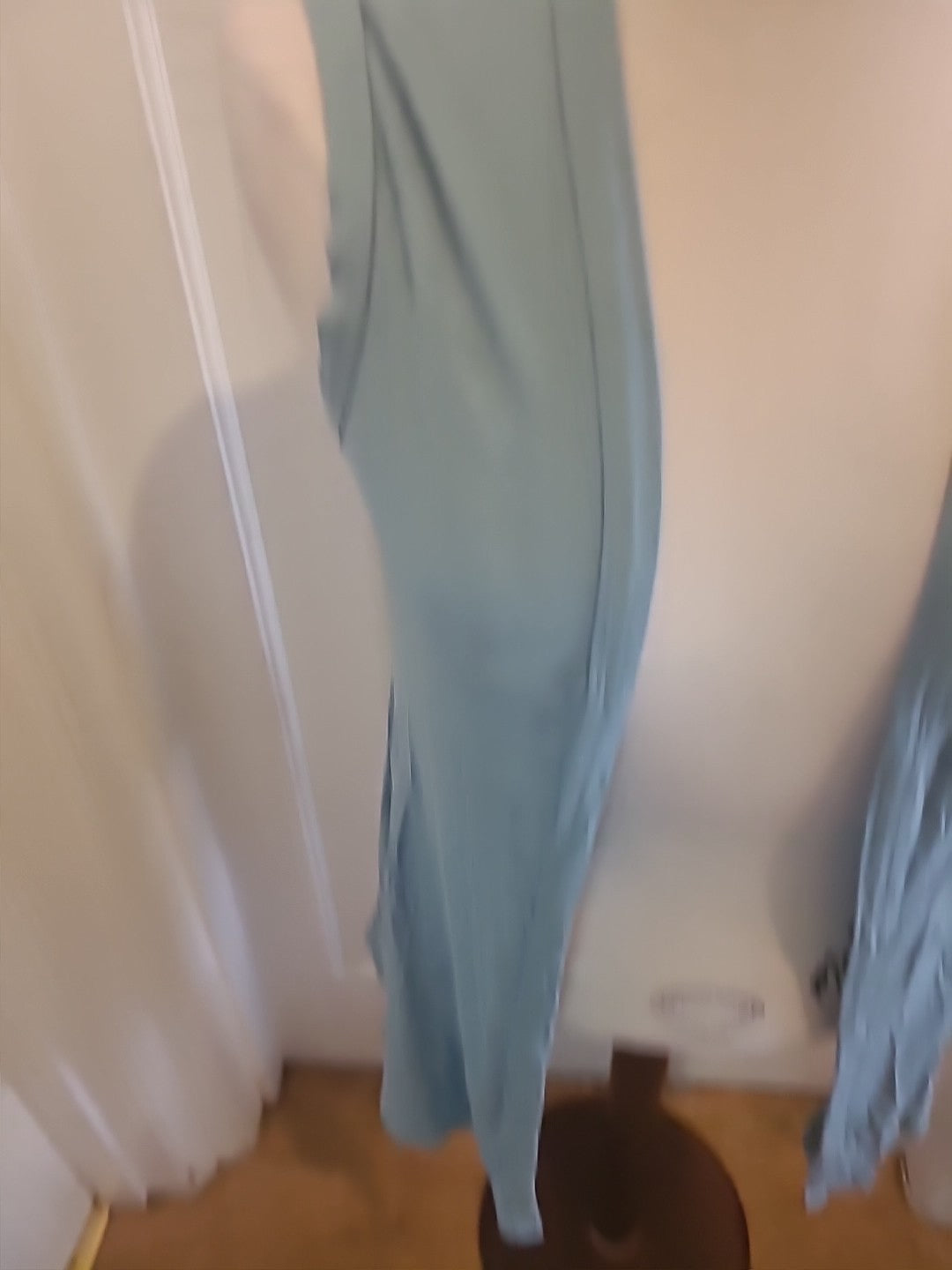 Ladies Size Medium Teal Sleeveless Cardigan