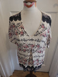 Ladies Monsoon Size 8 Cream Floral Short Sleeved Blouse