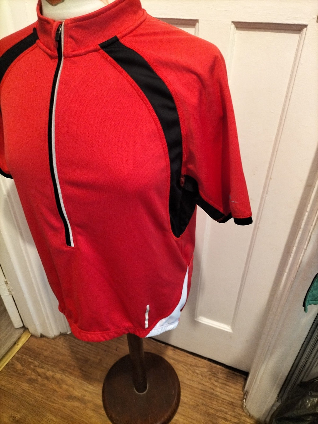 Mens Size Large Activewear Red Semi Zip Tshirt