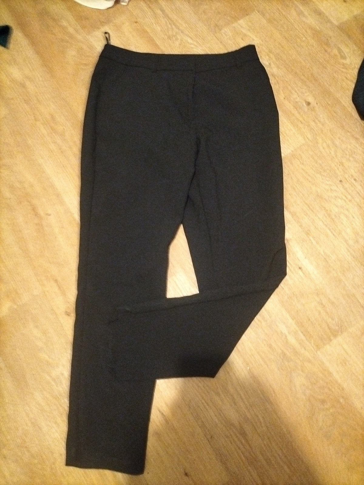 Ladies Primark Size 14 Black Lightweight Trousers