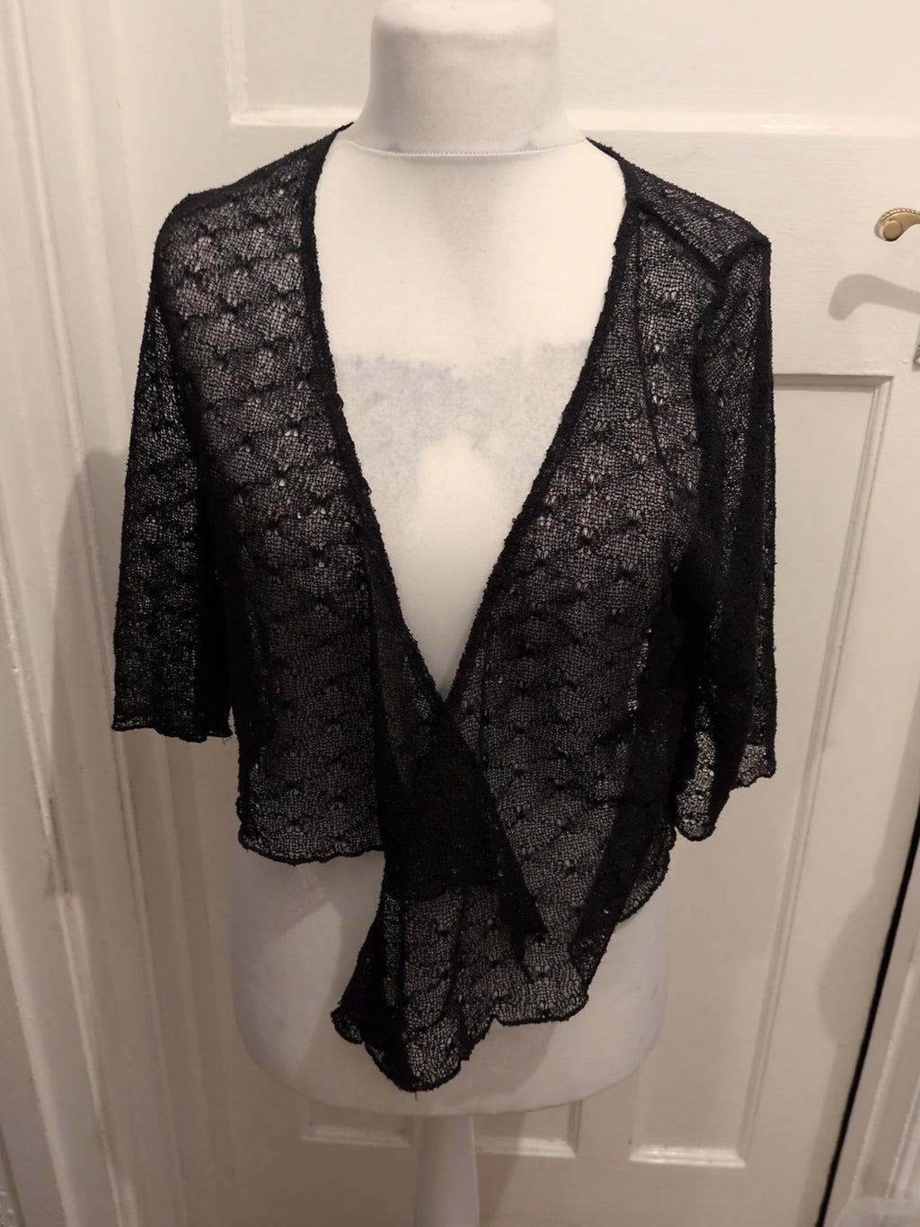 L/XL Black Lace Open Blouse Short Sleece