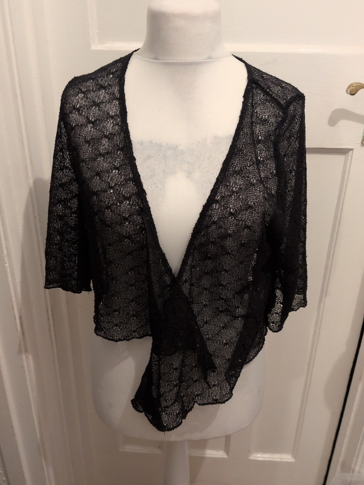 L/XL Black Lace Open Blouse Short Sleece