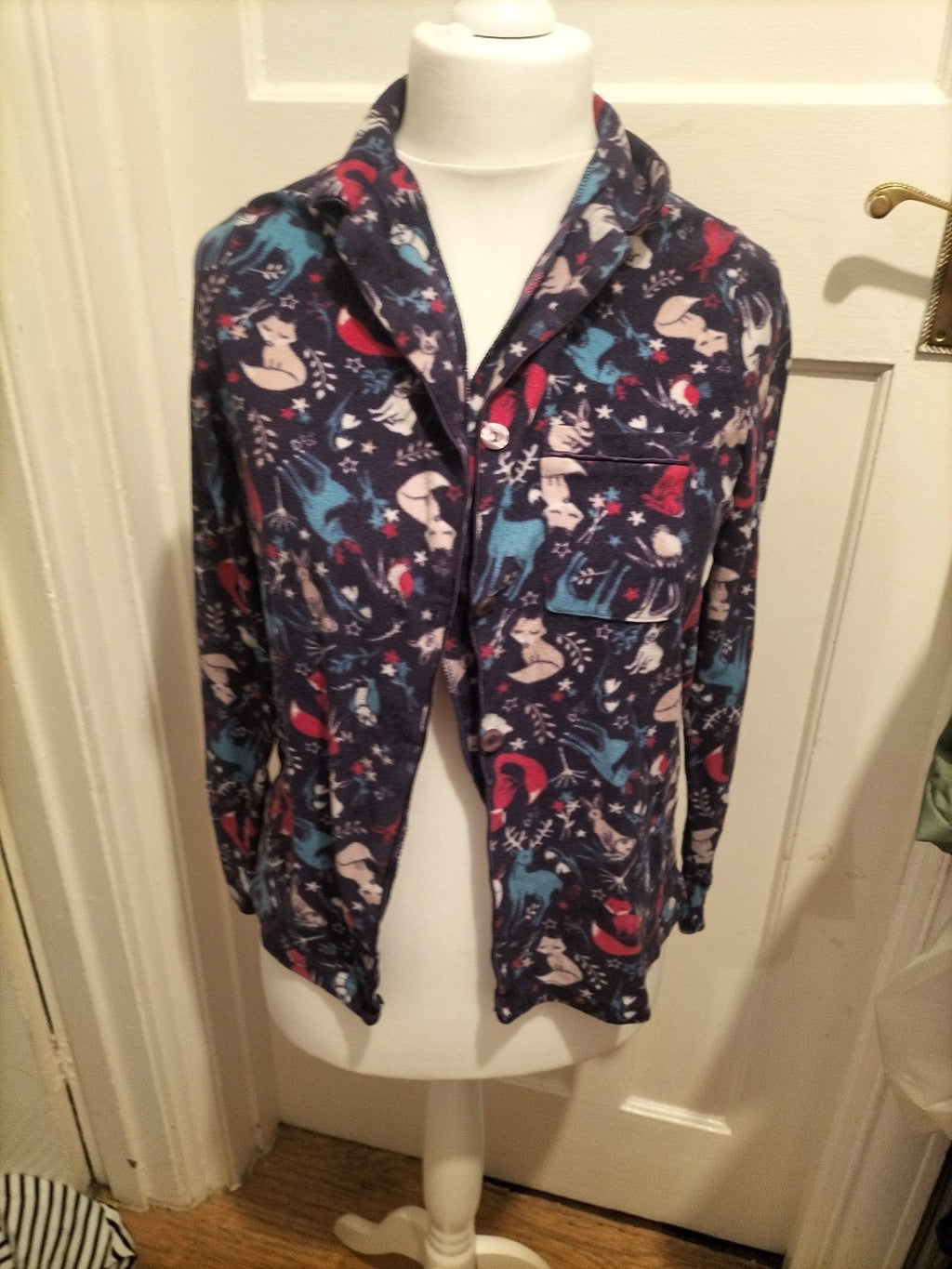 Ladies Country Rose Size 10-12 Purple "Cat" Pyjama Top