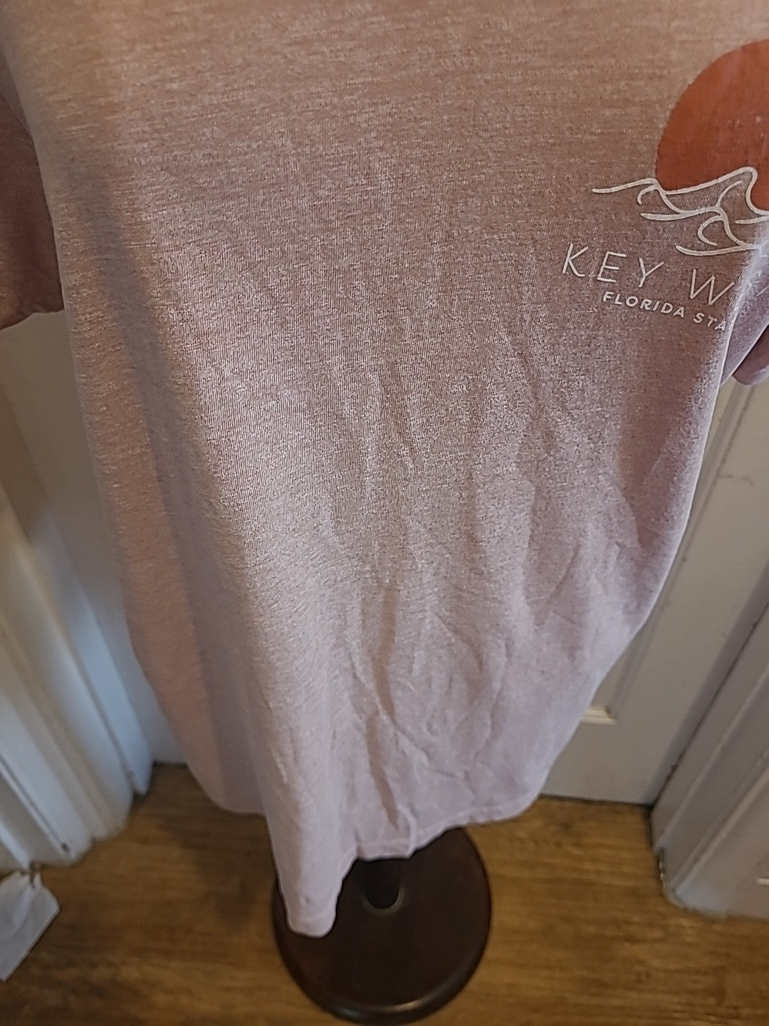 Mens Peacocks Size Large Pale Pink Short Sleeved Tshirt
