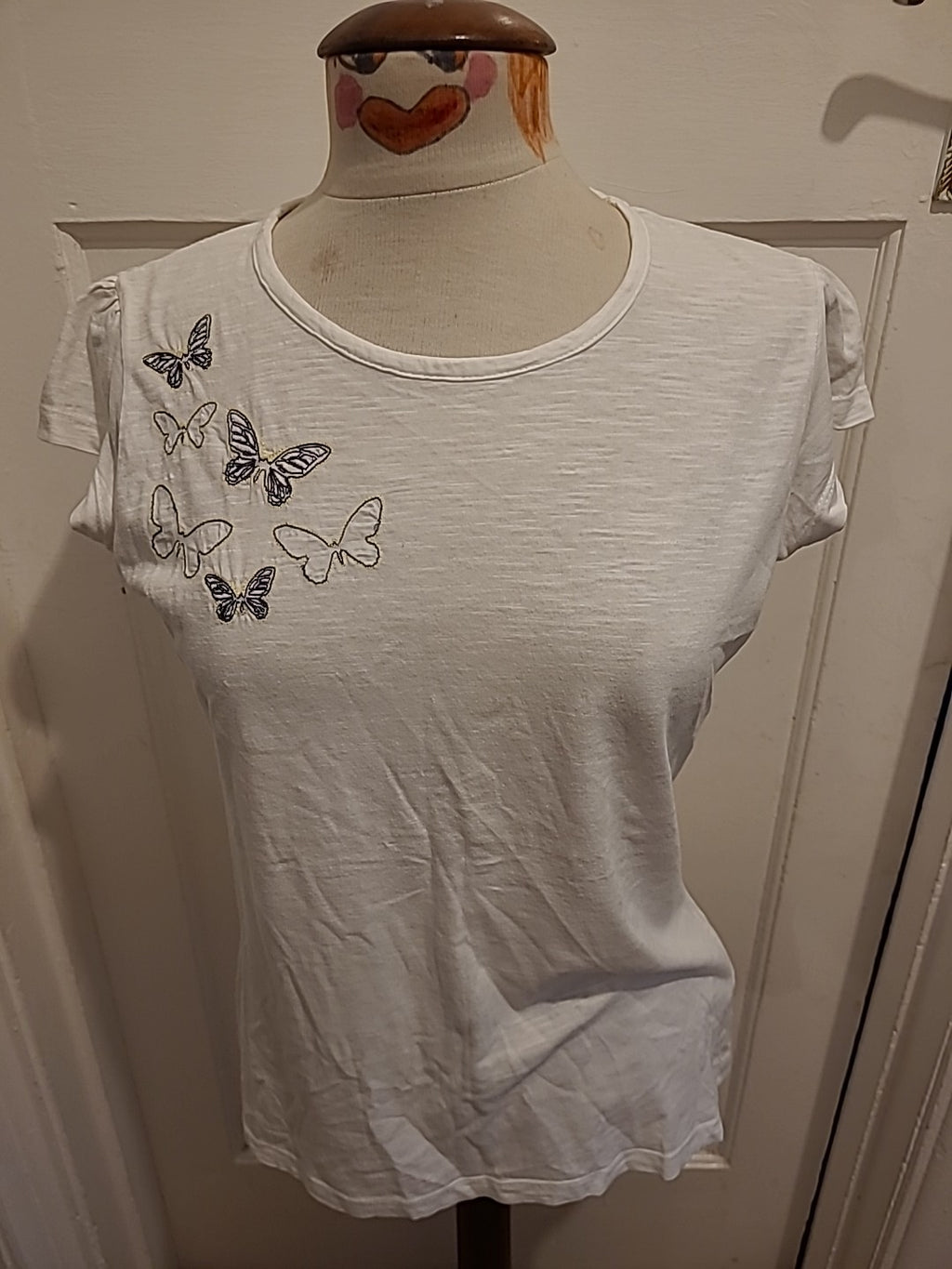 Ladies Als Size 12 White Butterfly Short Sleeved Tshirt