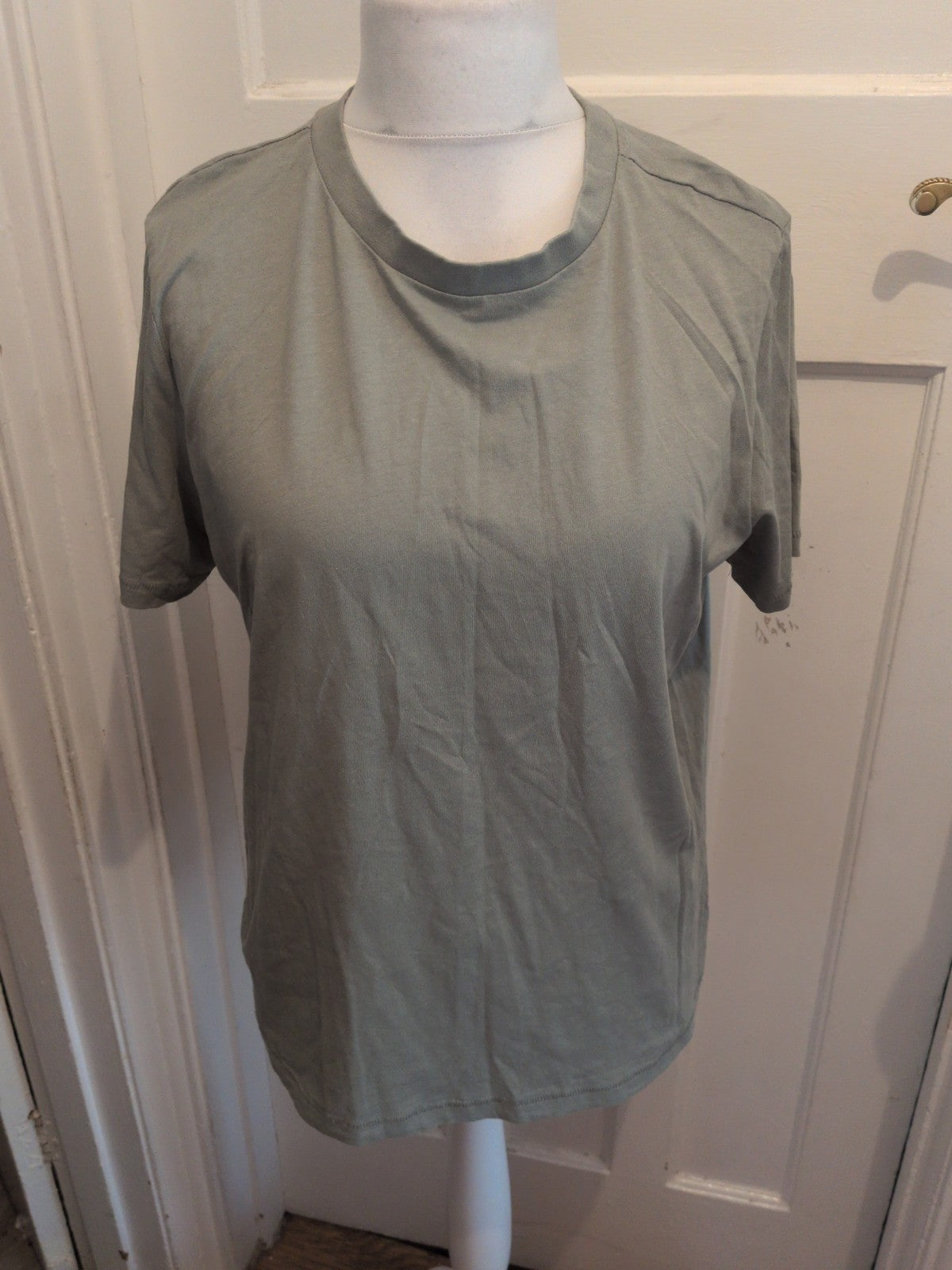 Primark XL 18/20 Sage Green Pale Short Sleeve T-shirt