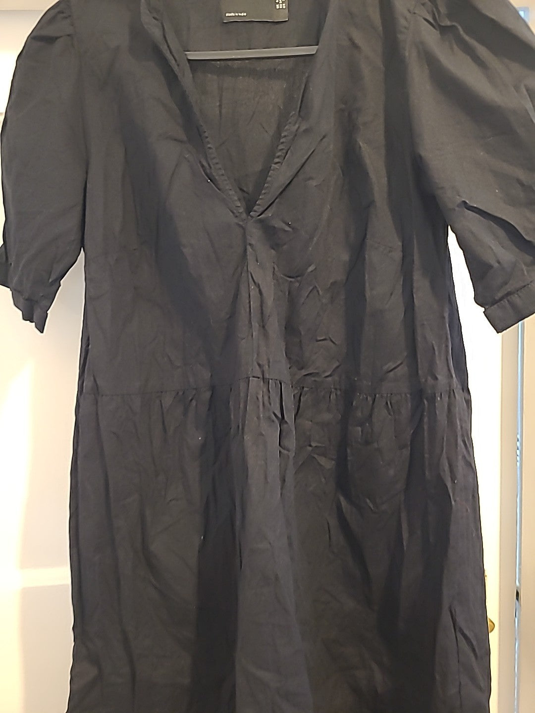 Ladies Asos Size 6 Black Short Sleeved Short Dress