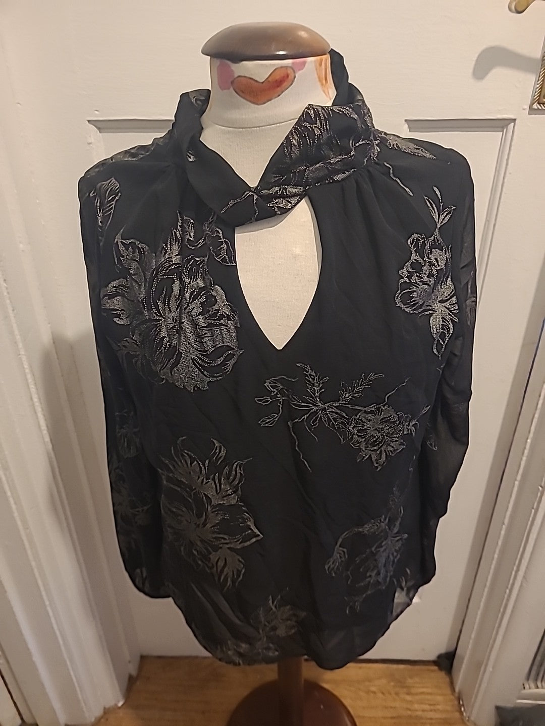 Ladies Roman Size 10 Black Silver Detailed Long Sleeved Blouse
