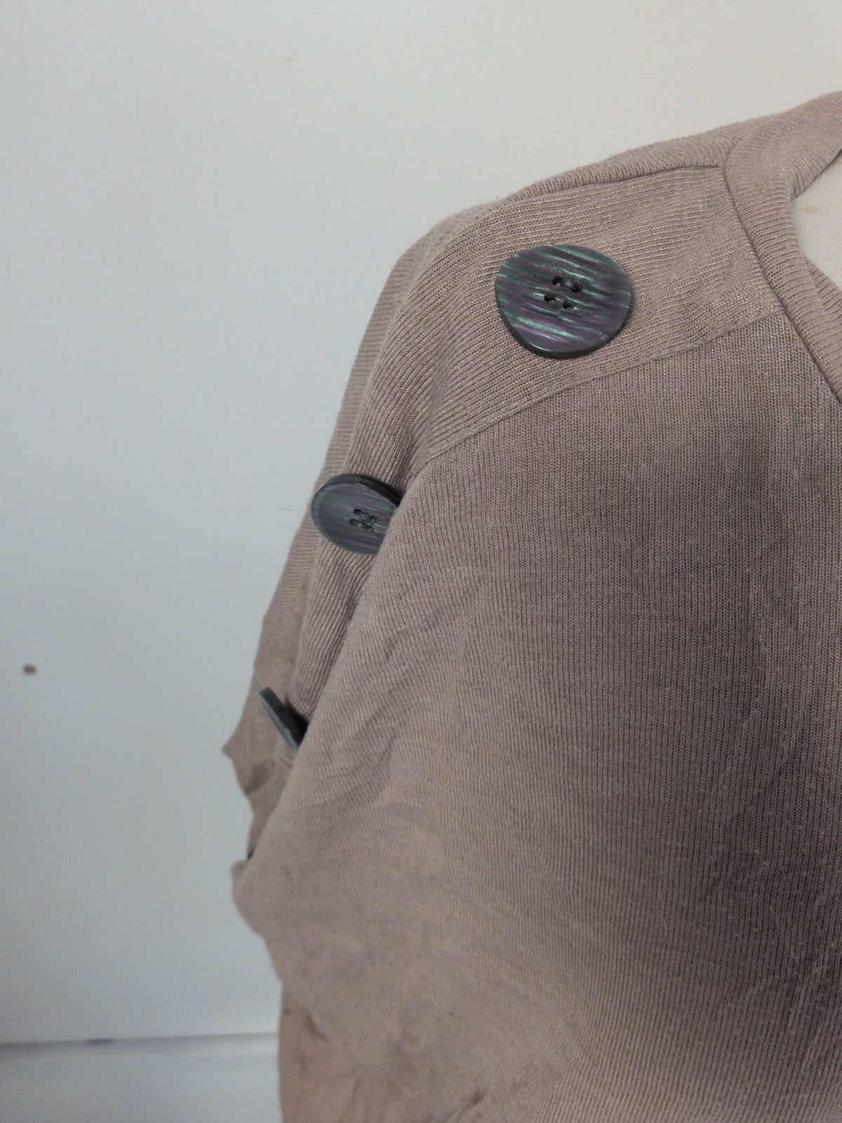 Ladies Blue Vanilla Size M/L Brown Short Sleeve Buttoned Detail Shoulder T-shirt