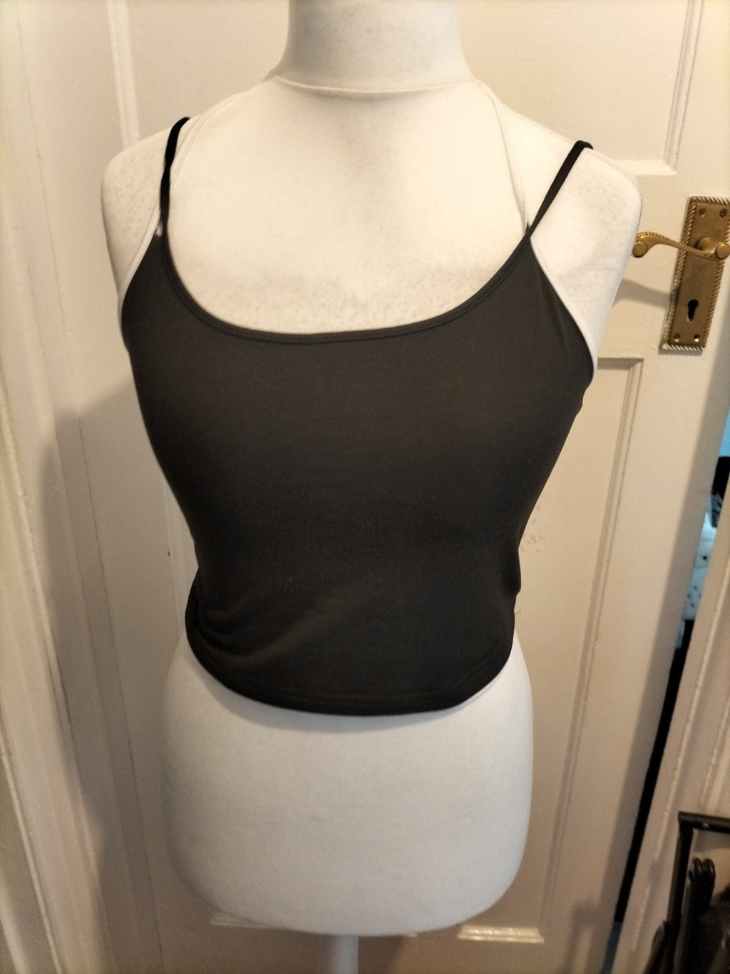 Shein White Border Strap Halter Neck Crop Top Ladies Black Size Small Casual