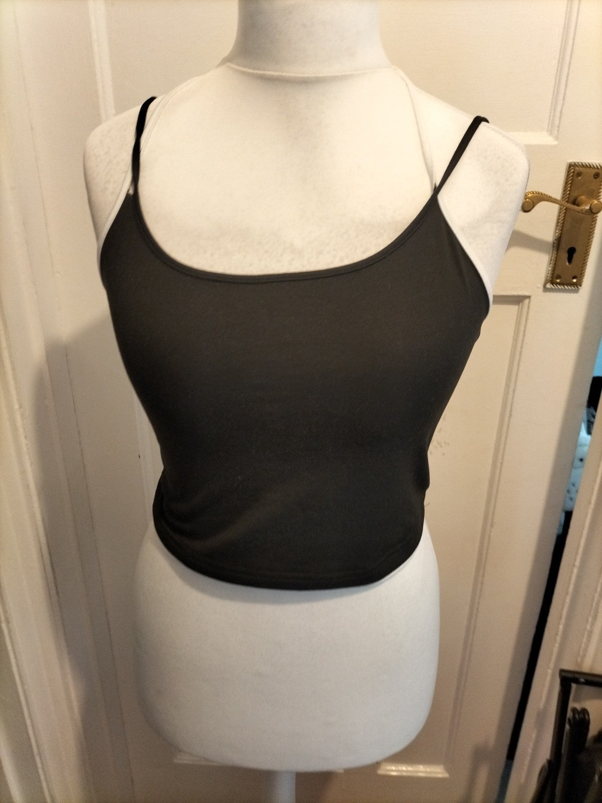 Shein White Border Strap Halter Neck Crop Top Ladies Black Size Small Casual