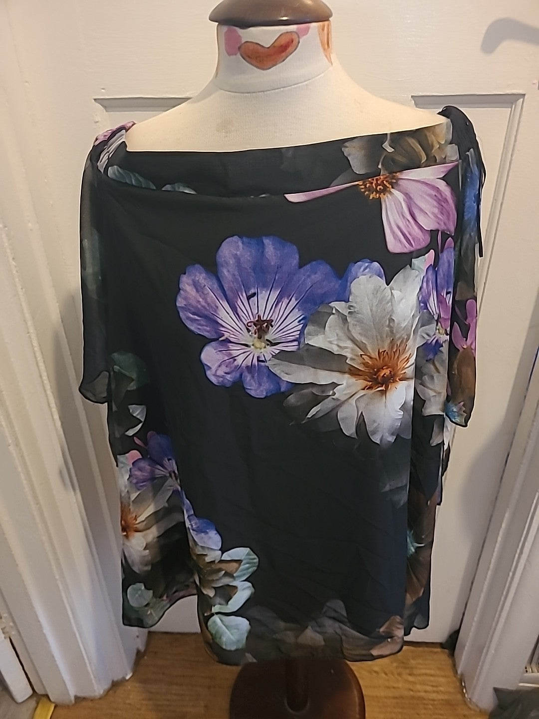 Ladies Lovedrobe Size 18 Multicoloured Floral Short Sleeved Blouse