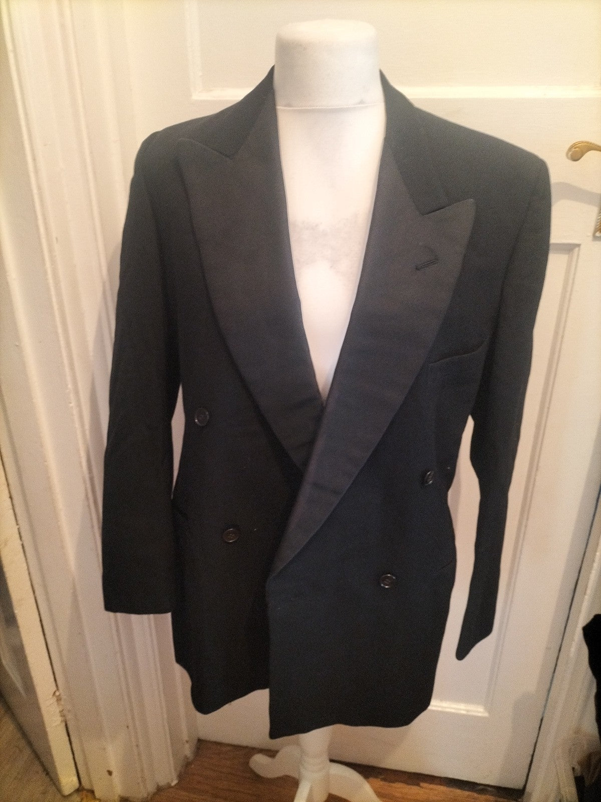 Sumrie Tailored Large Black Suit Jacket