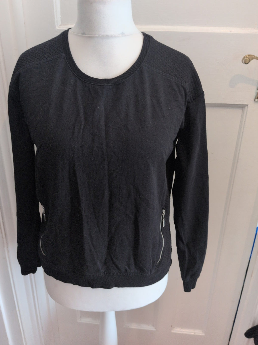 Select 14 Black Long Sleeve Jumper