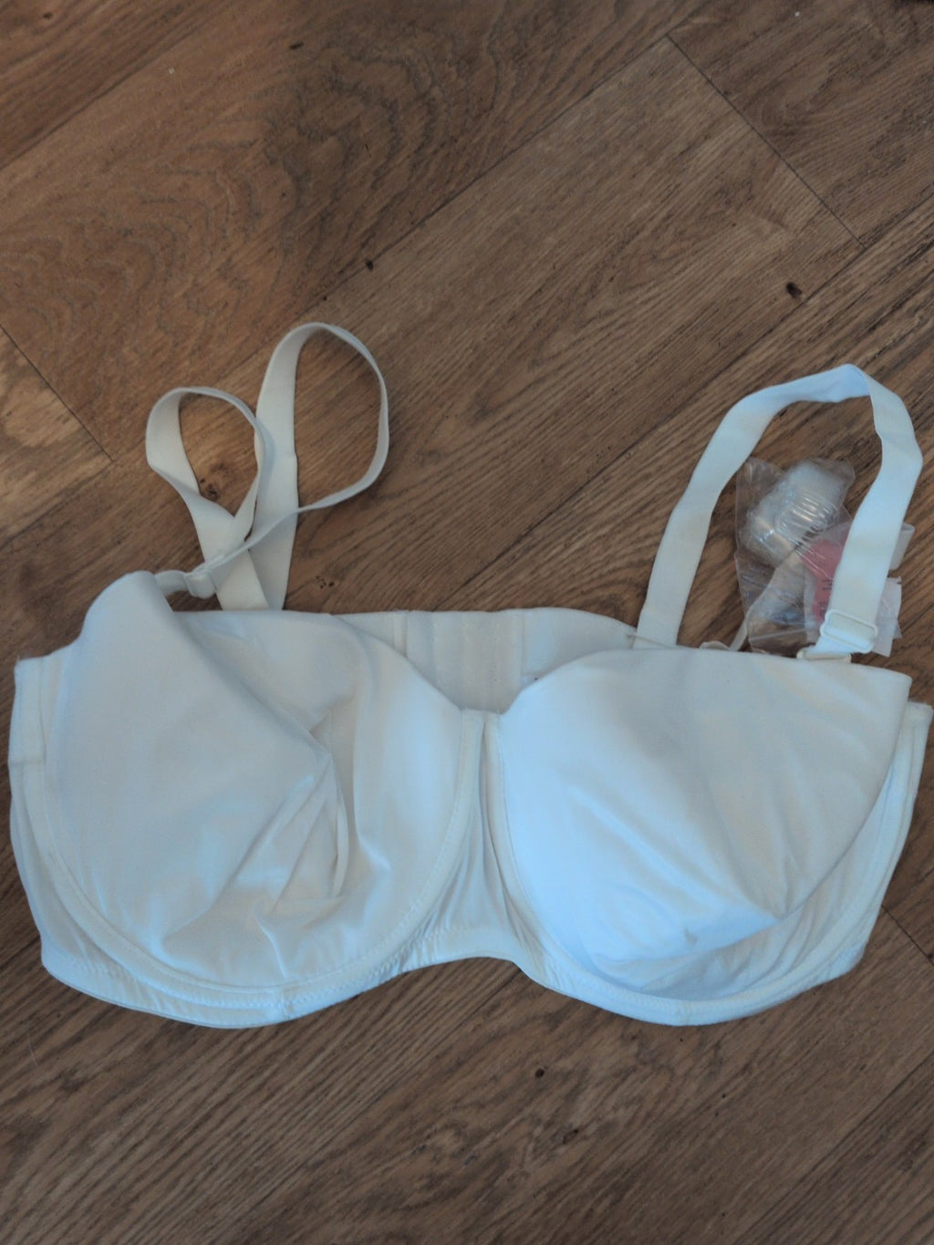 Brand New George 38E White Bra Padded And Wired
