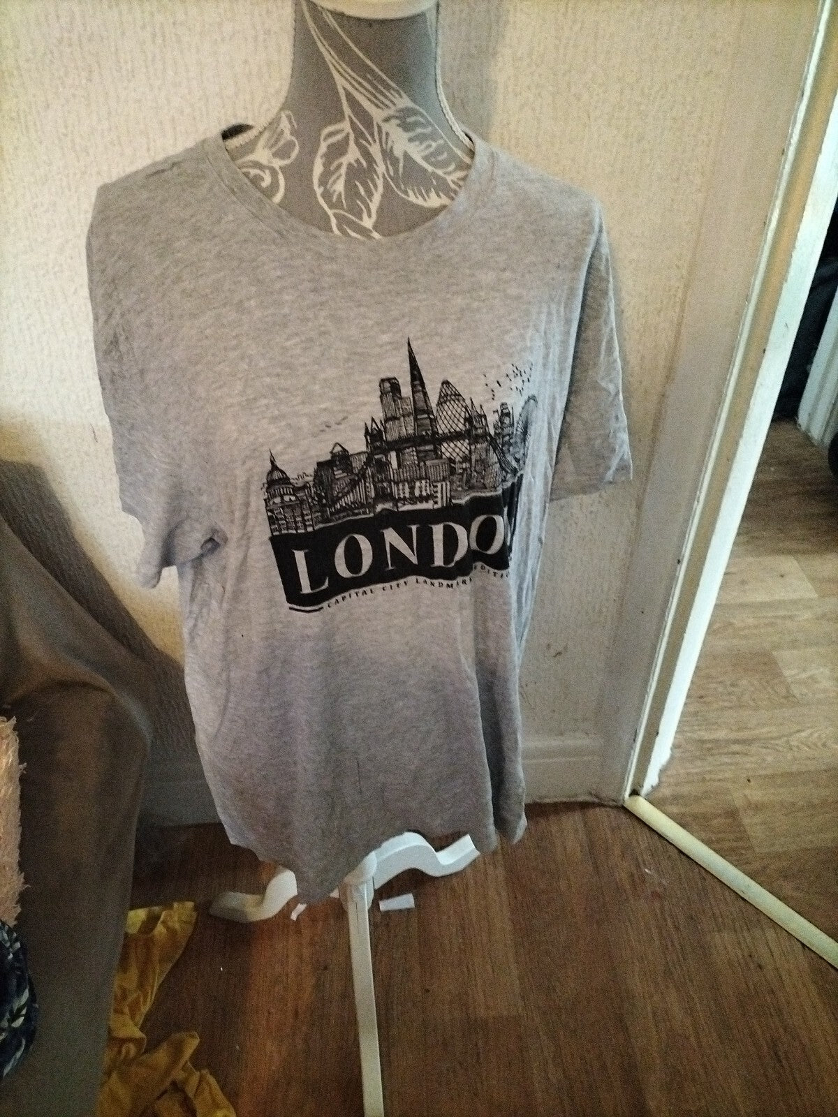 Mens Primark 2XL Short Sleeved London Tshirt