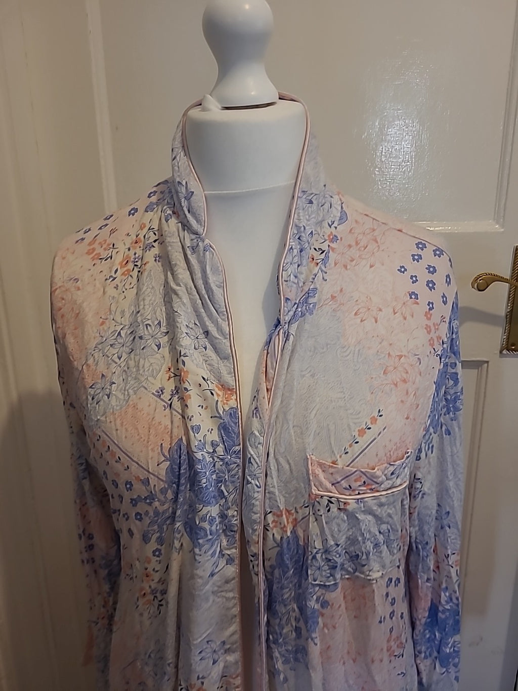 Ladies F&F Size 12-14 Lilac/Pink Long Sleeved Open Night Gown