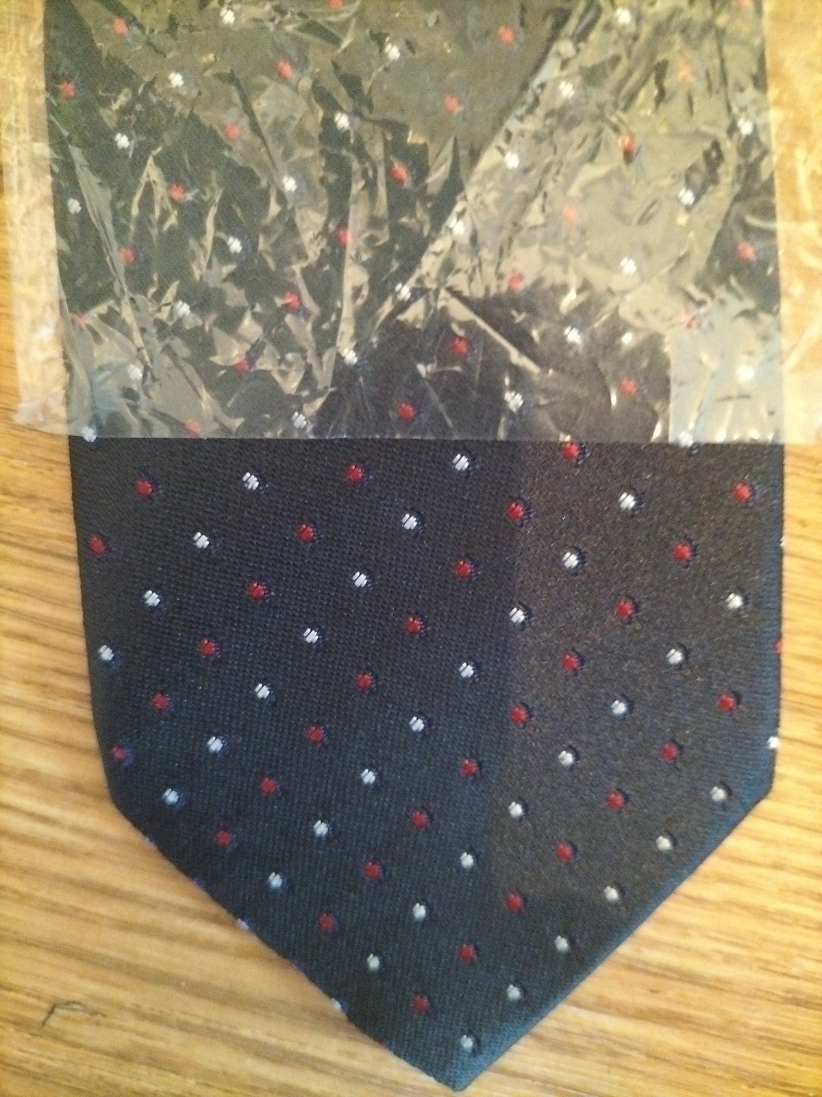 Mens Carnaval Pure Silk Spotted Tie