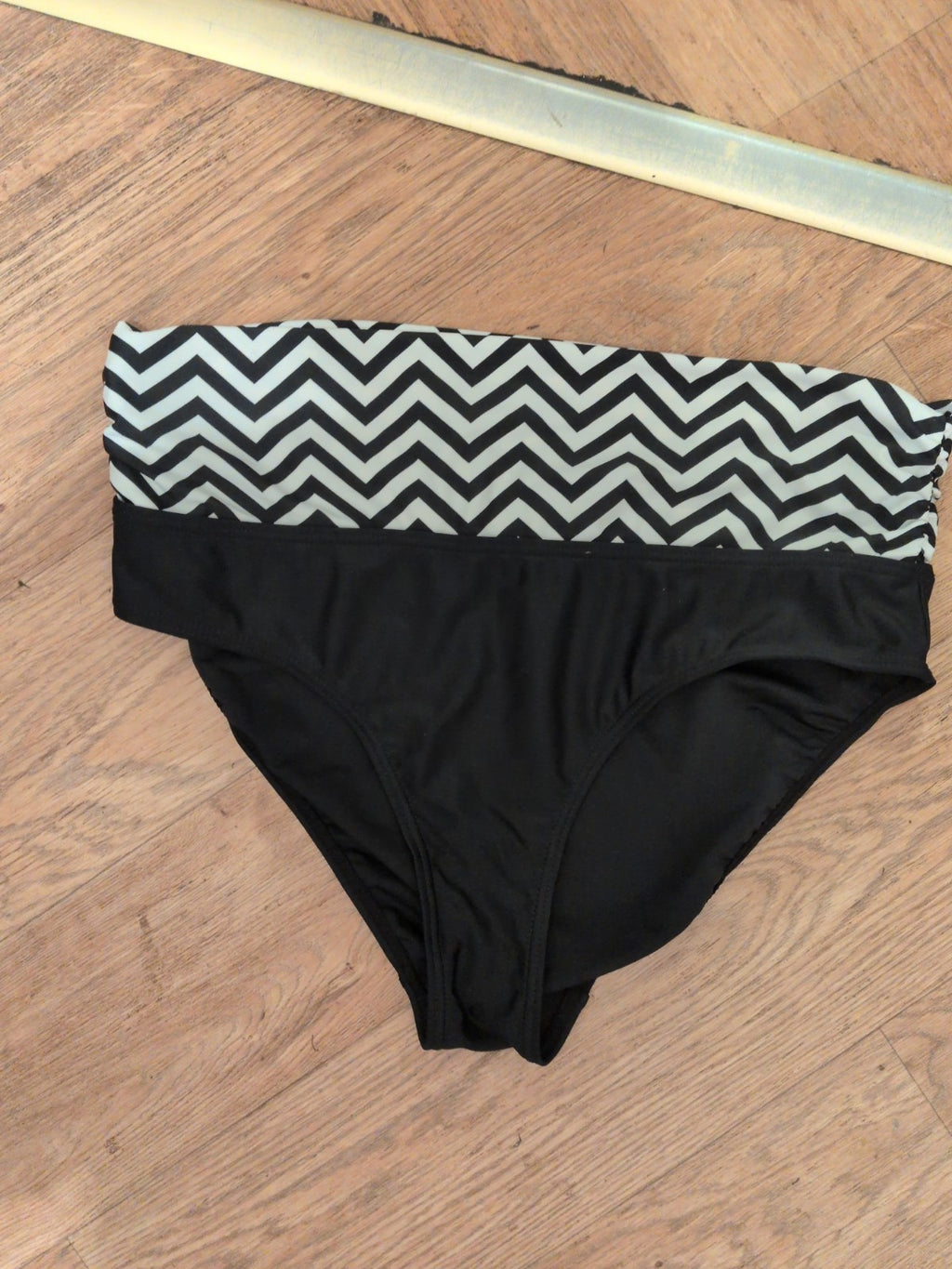 Matalan 16 Bikini Bottoms Black And White