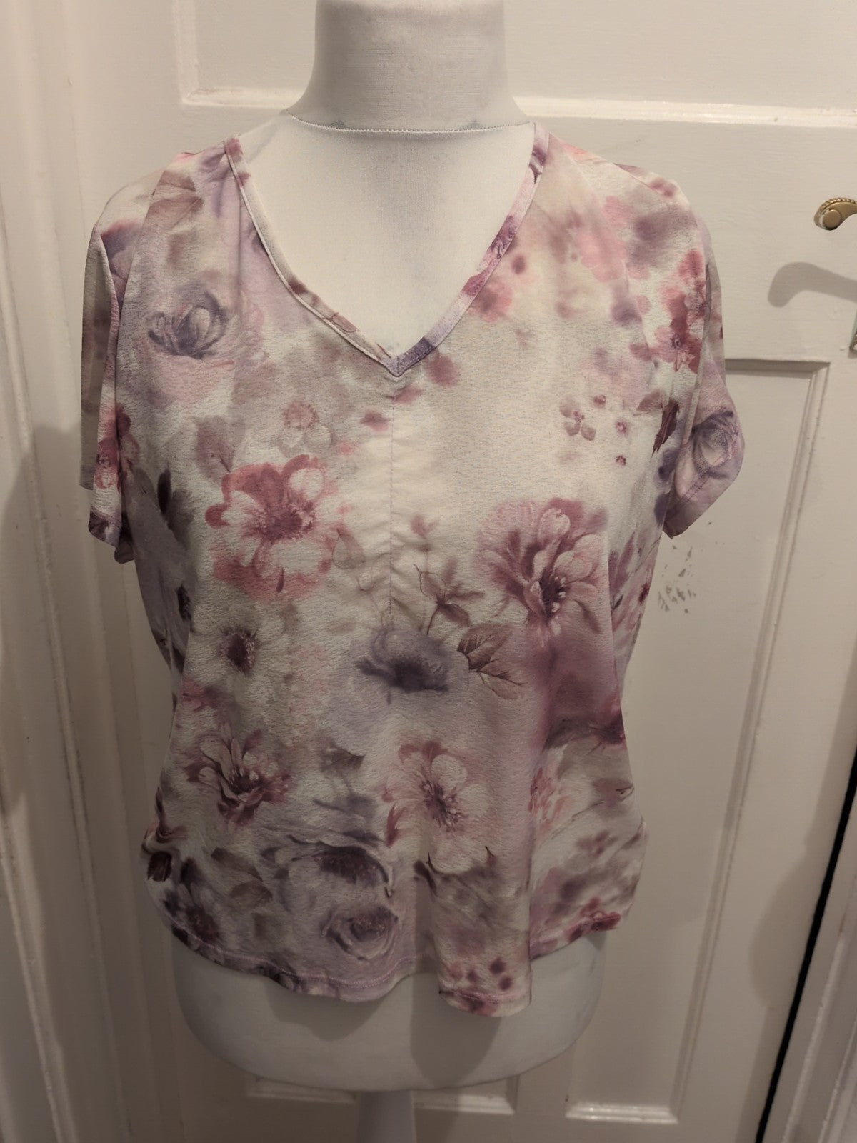BHS 20 Lilac V Neck Floral Blouse