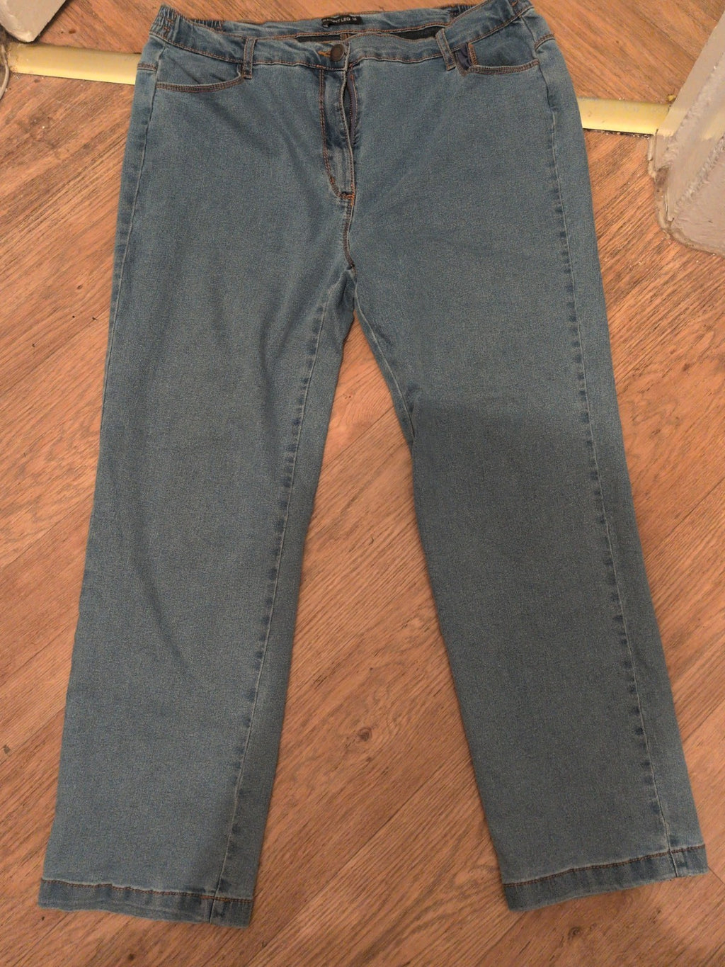 Ladies Bonmarche Size 18 Straight Leg Blue Elasticated Jeans