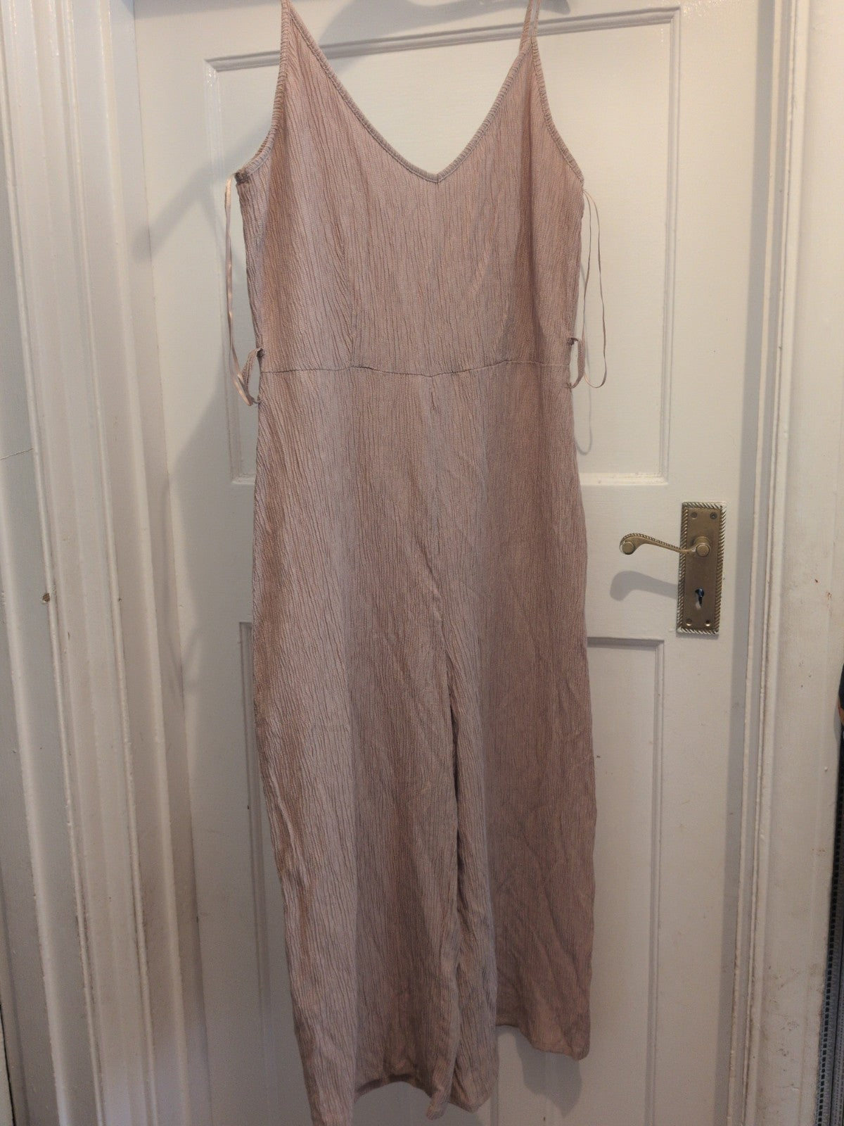 Ladies Primark Size 14 Beige Crinkle Sleeveless Jumpsuit