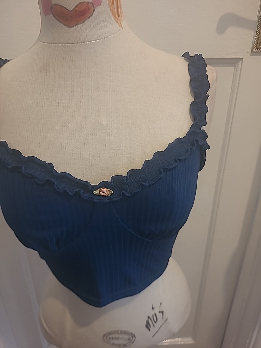 Ladies Size Medium Royal Blue Crop Sleeveless Tshirt