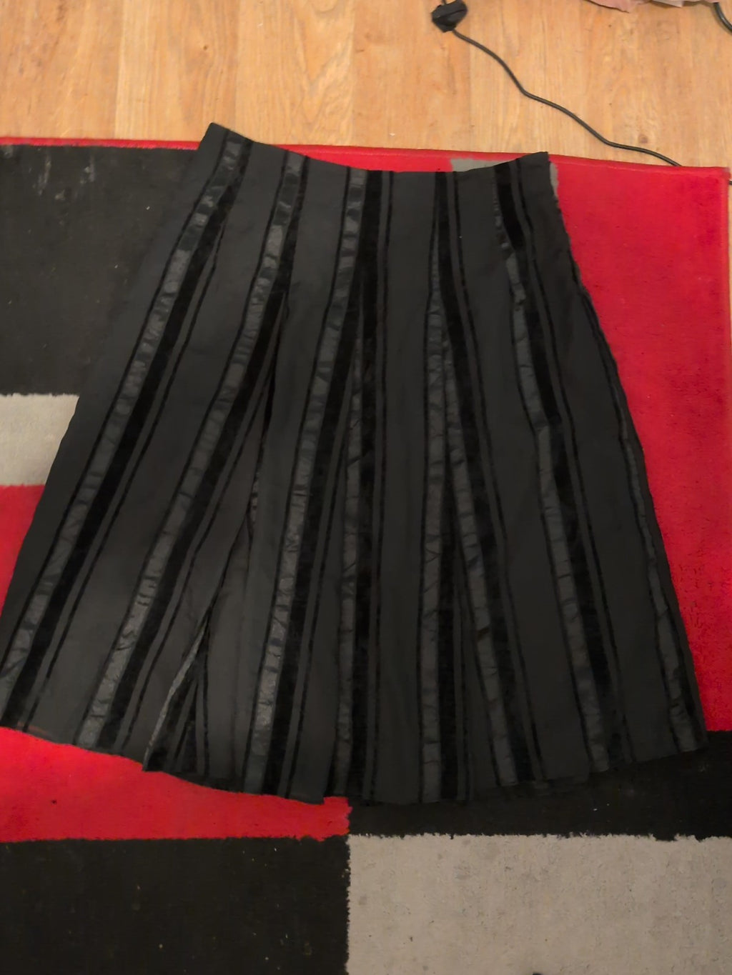 Ladies Brandtex Size 14 Black Patterned Lined Long Flare Skirt